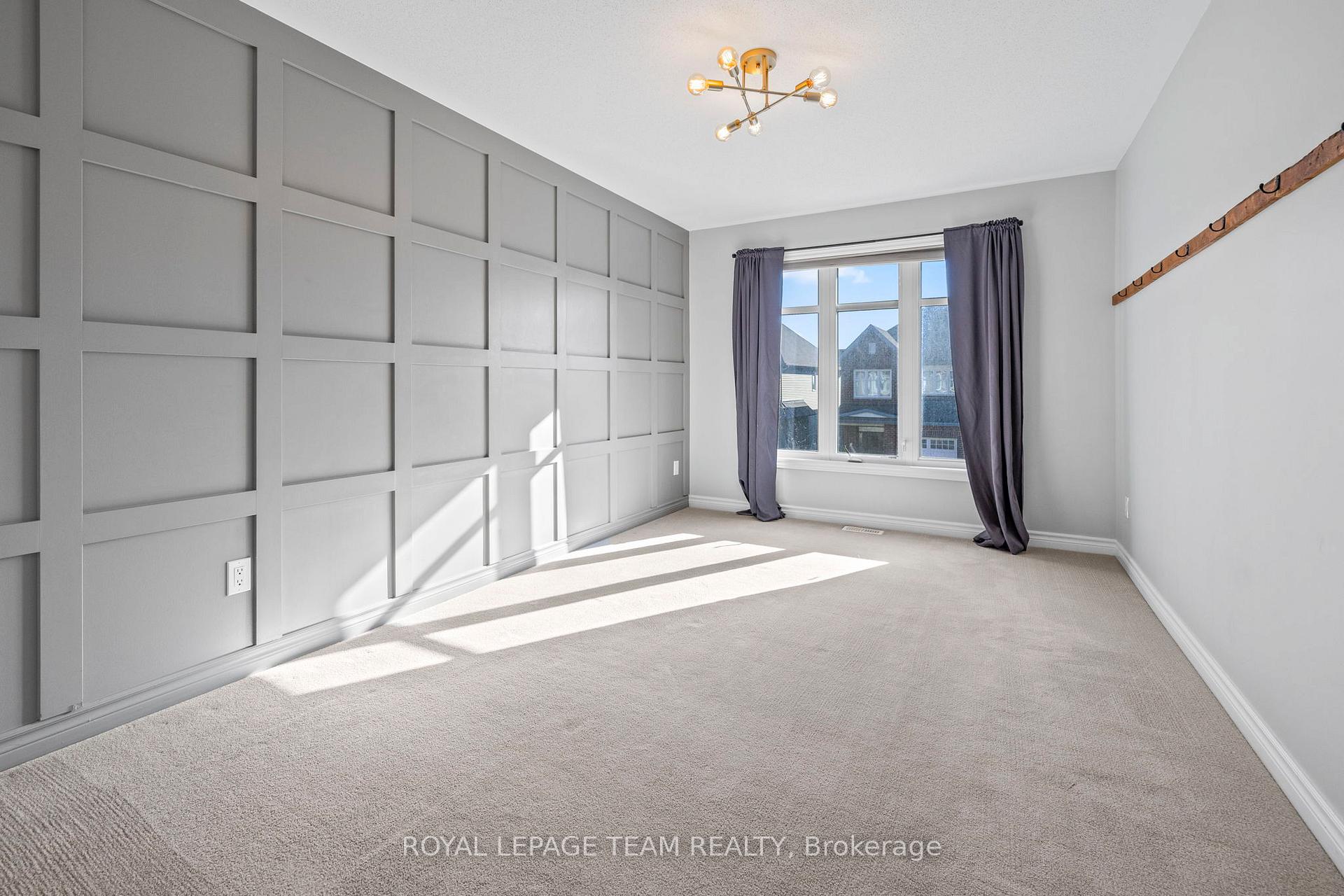 Photo 11 of 624 Moorpark Avenue, Ottawa, Kanata - Emerald Meadows/Trailwest — HOMEH