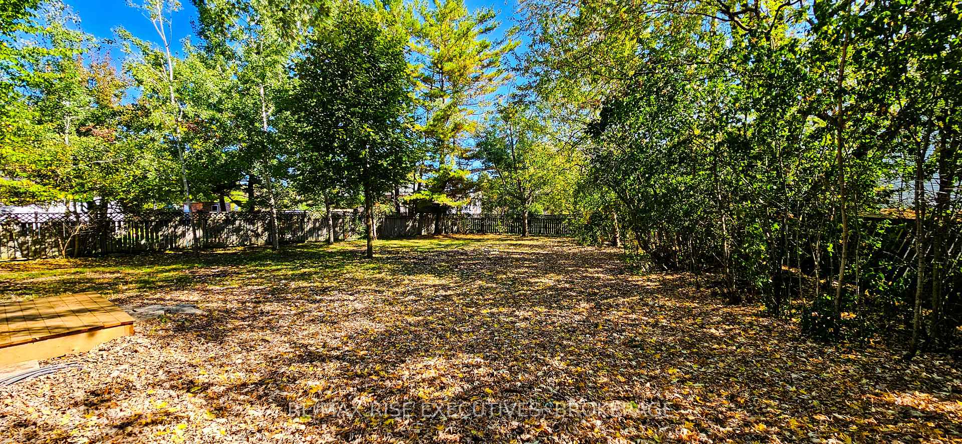 Photo 17 of 15 Loyalist Avenue, Loyalist, Amherstview — HOMEH