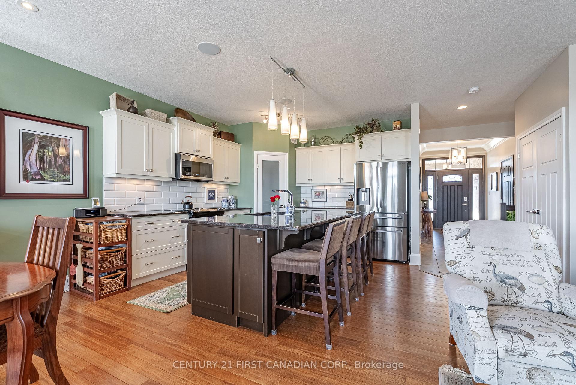 Photo 7 of 148 Walnut Grove Place, Lucan Biddulph, Lucan — HOMEH