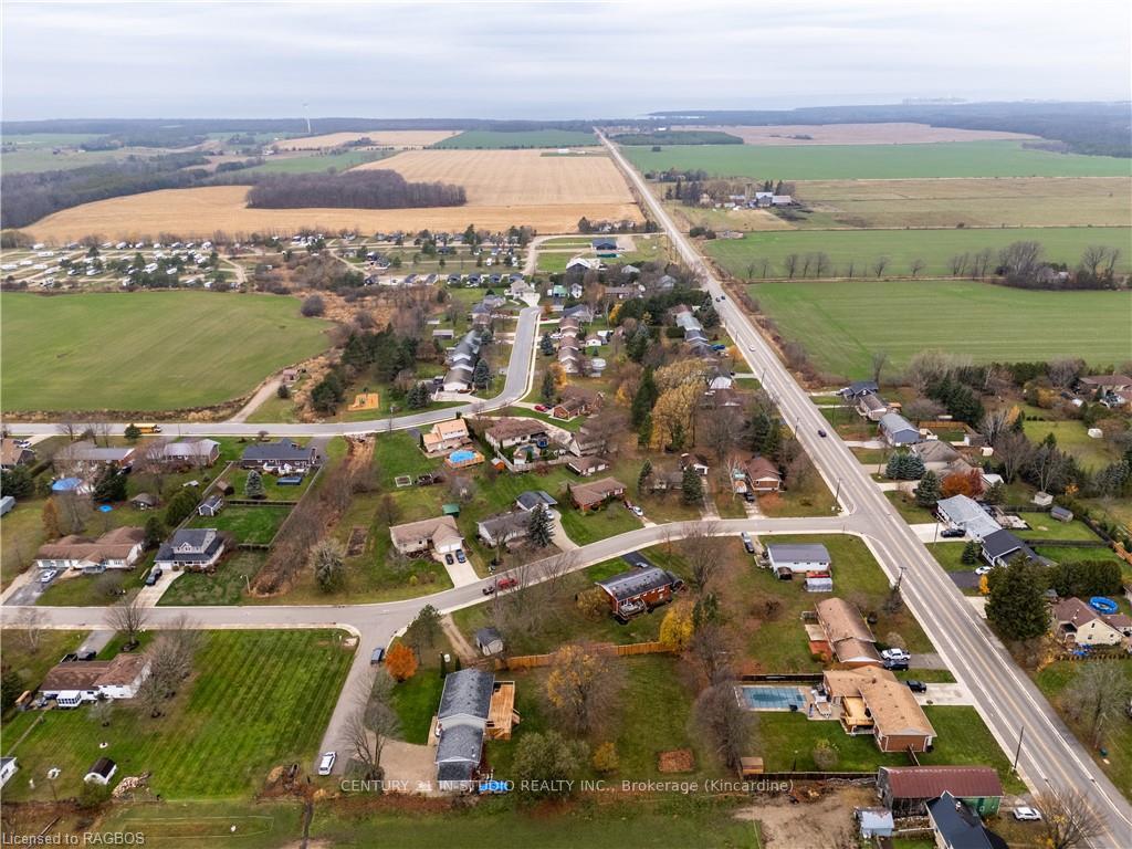 Photo 13 of 1 Sara Street, Kincardine — HOMEH