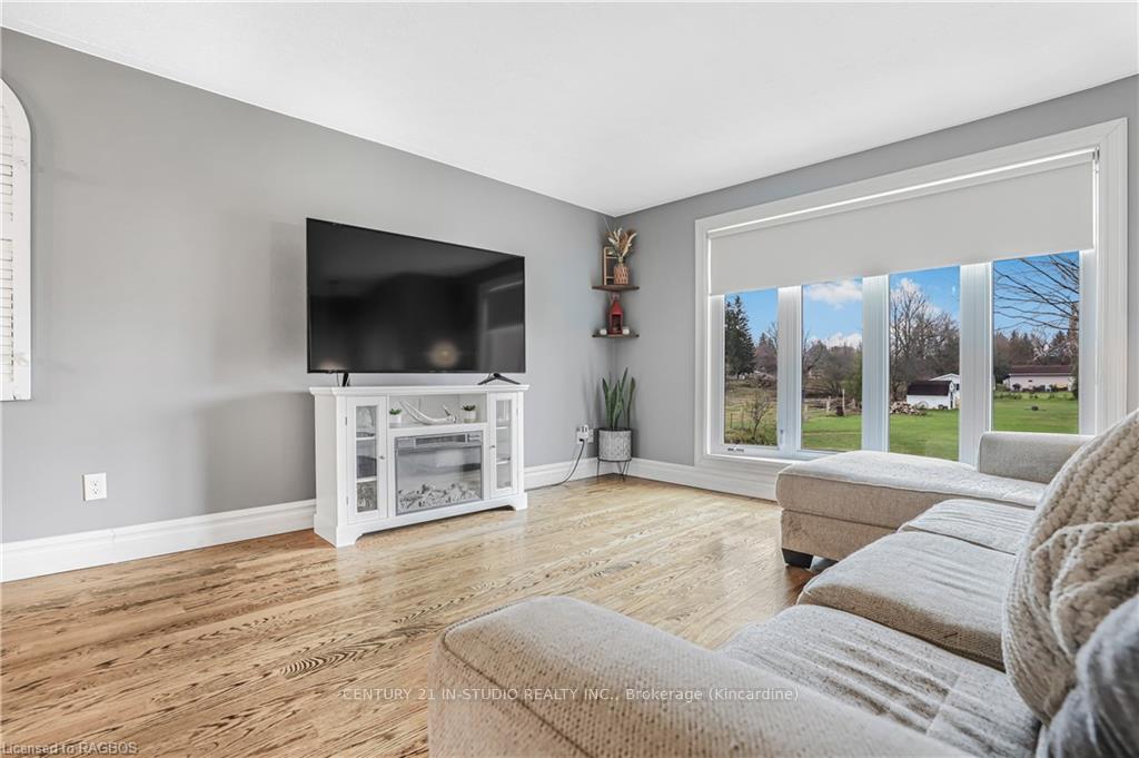 Photo 17 of 1 Sara Street, Kincardine — HOMEH