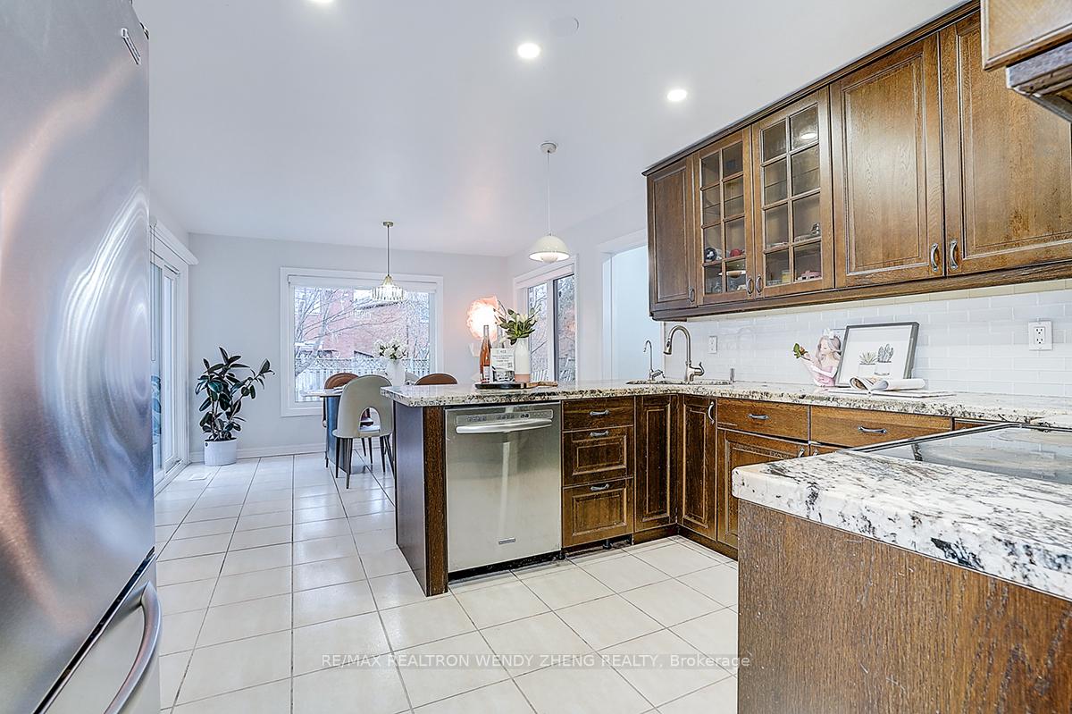 Photo 13 of 22 Saddlewood Court, Markham, Milliken Mills East — HOMEH