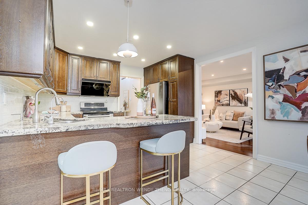 Photo 15 of 22 Saddlewood Court, Markham, Milliken Mills East — HOMEH