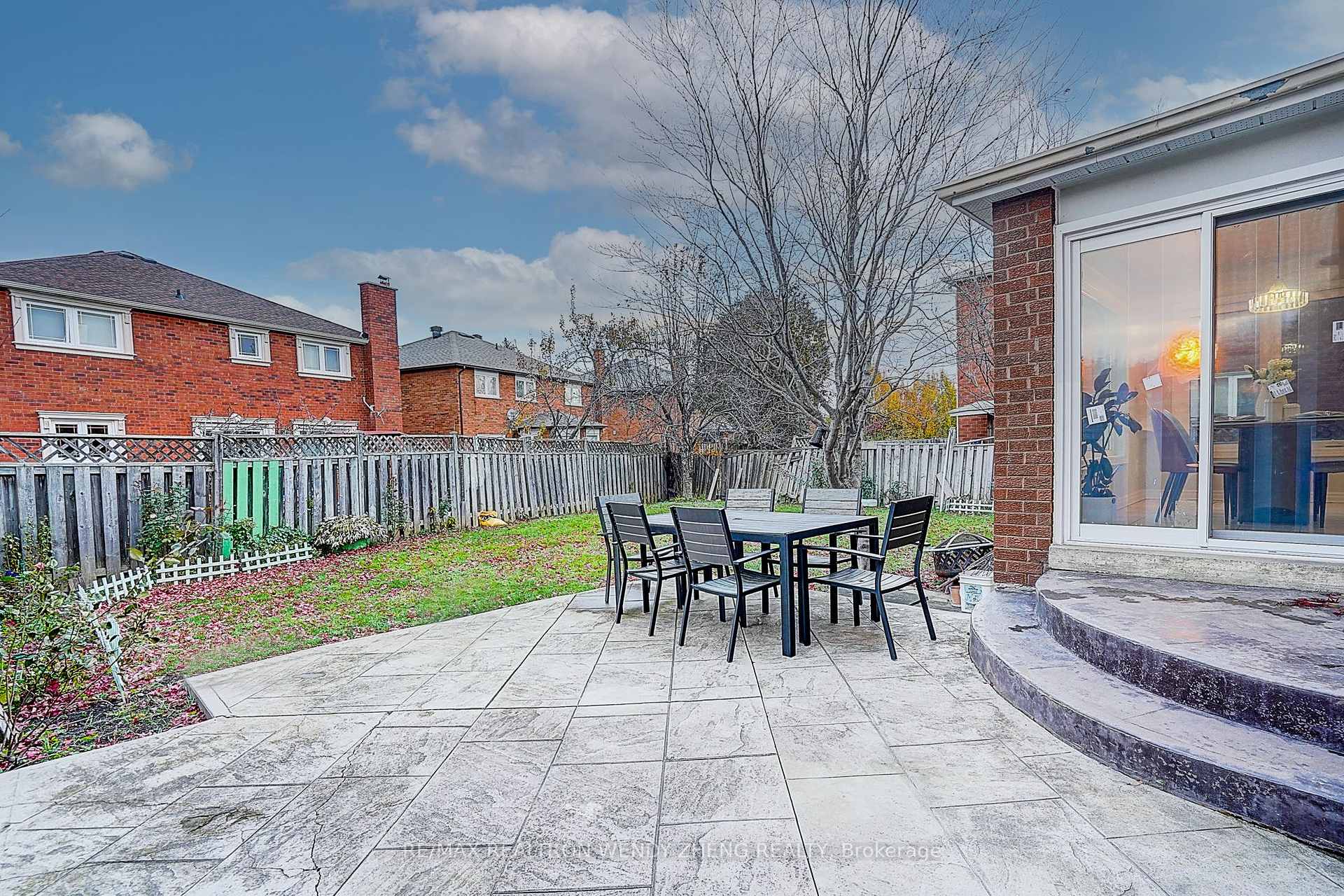 Photo 37 of 22 Saddlewood Court, Markham, Milliken Mills East — HOMEH