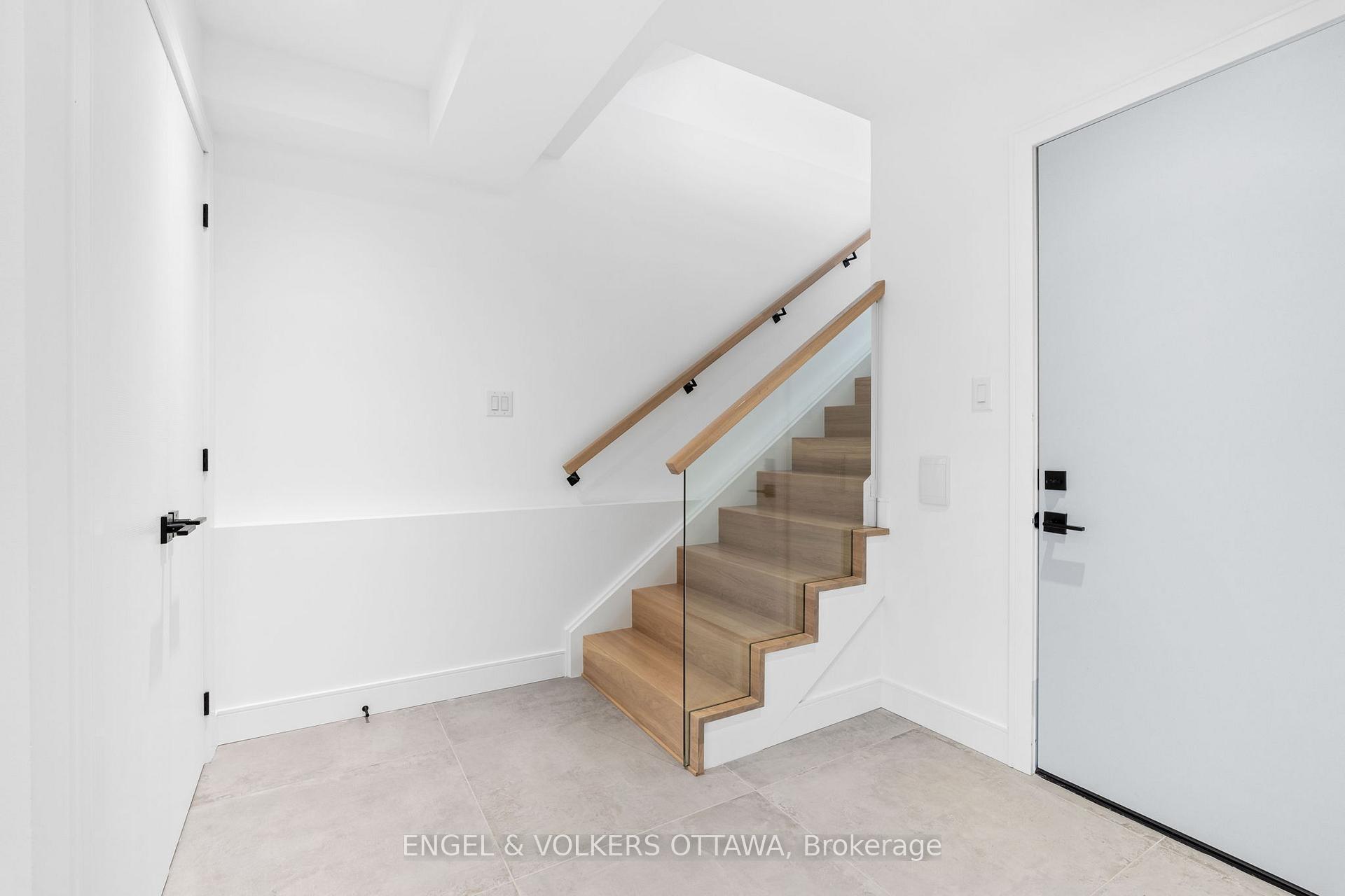 Photo 35 of 1168 Highcroft Drive, Ottawa, Manotick Village & Manotick Estates — HOMEH