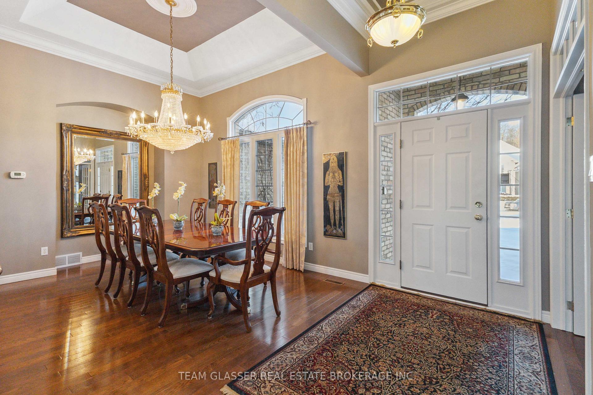 Photo 6 of 38 Butternut Grove, London, South B — HOMEH