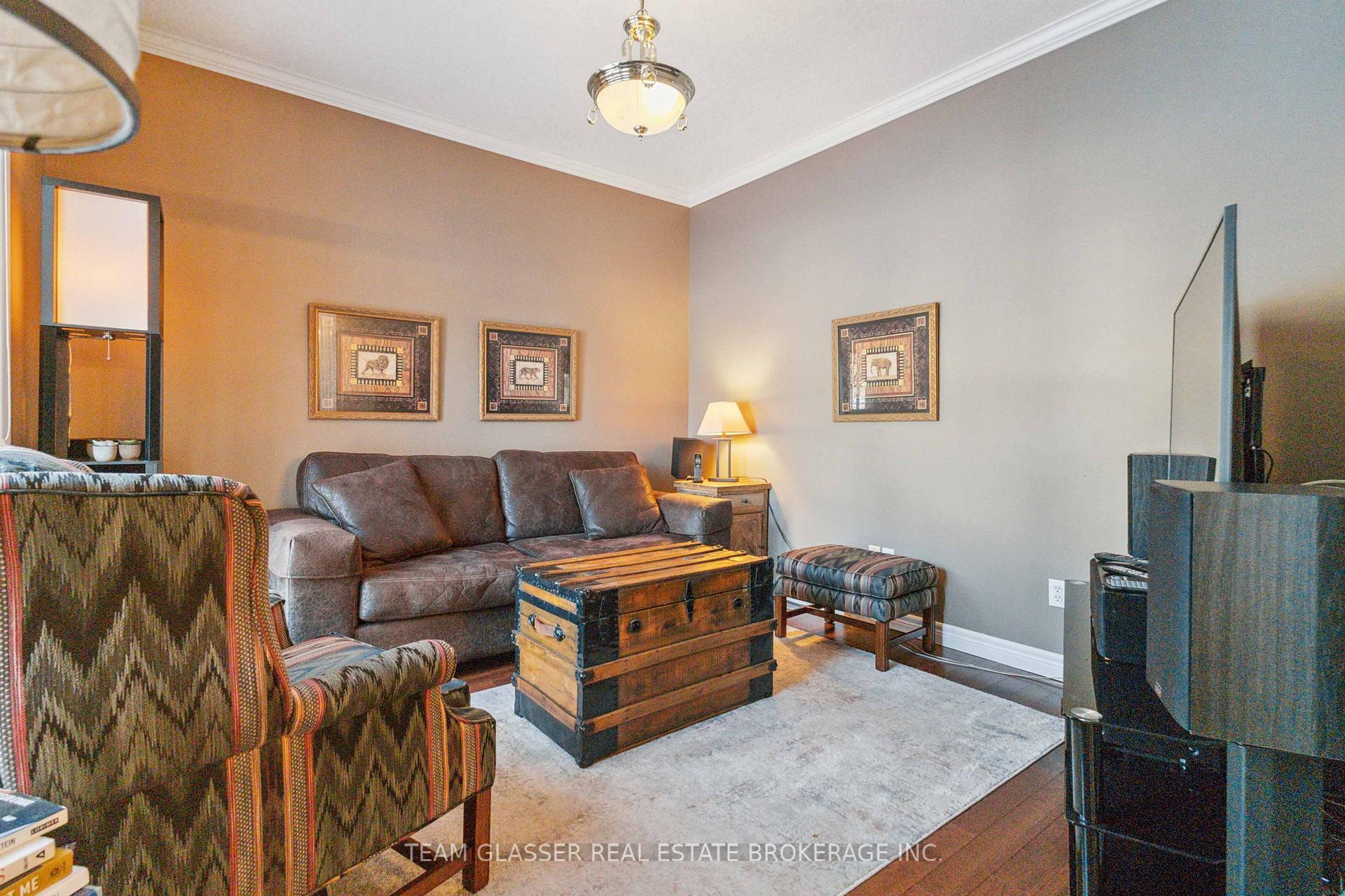 Photo 11 of 38 Butternut Grove, London, South B — HOMEH