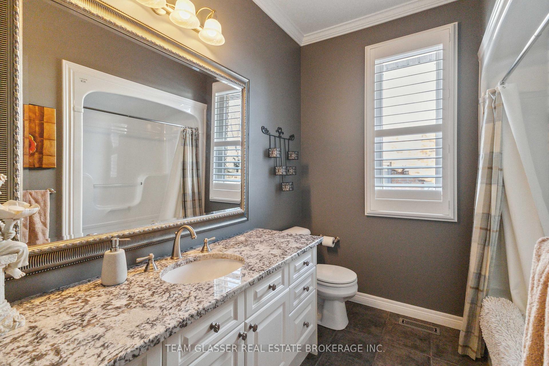 Photo 16 of 38 Butternut Grove, London, South B — HOMEH