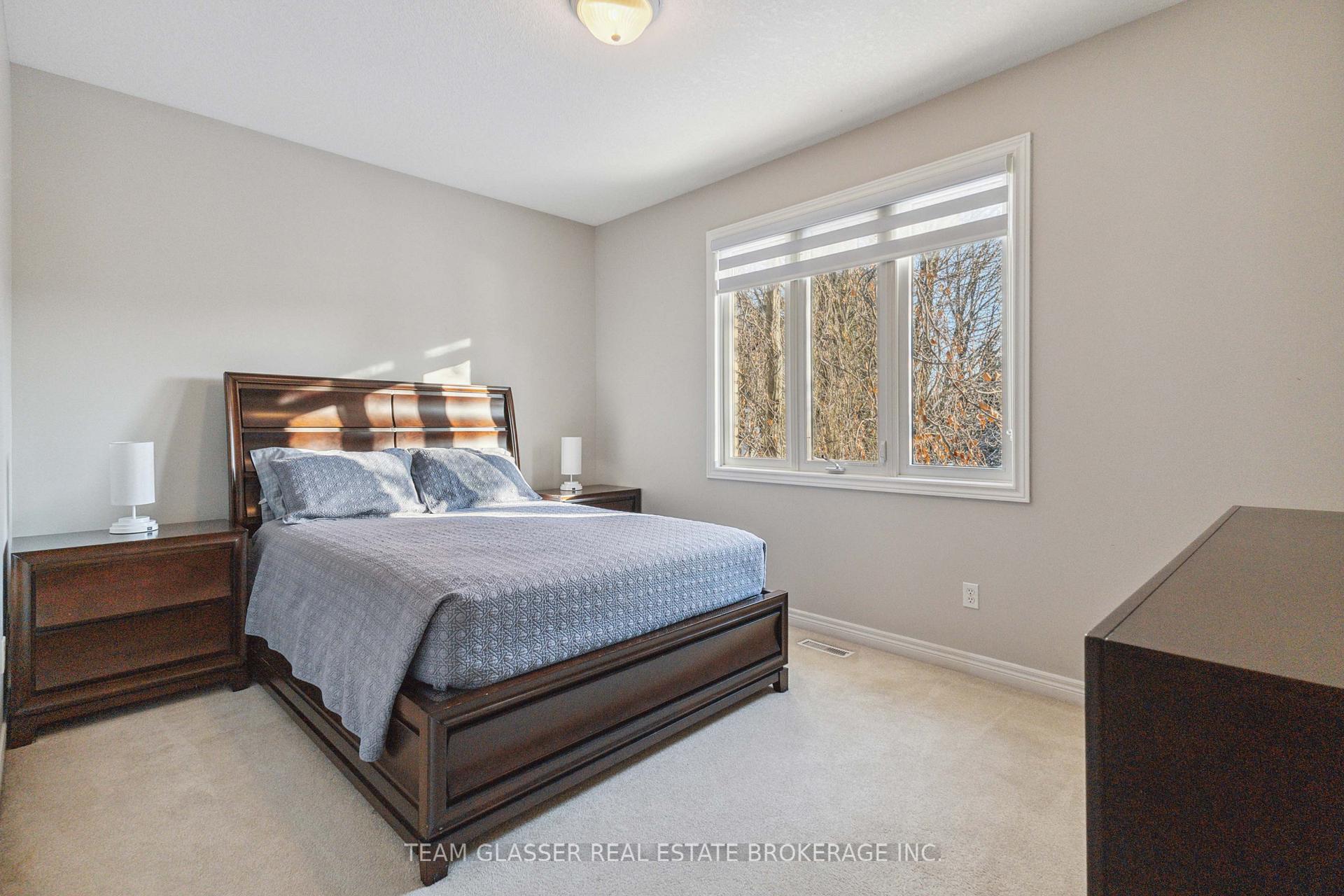 Photo 18 of 38 Butternut Grove, London, South B — HOMEH