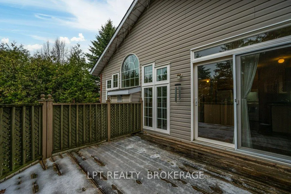 Photo 12 of 99 Dalgleish Avenue, Kingston, Kingston East (Incl Barret Crt) — HOMEH