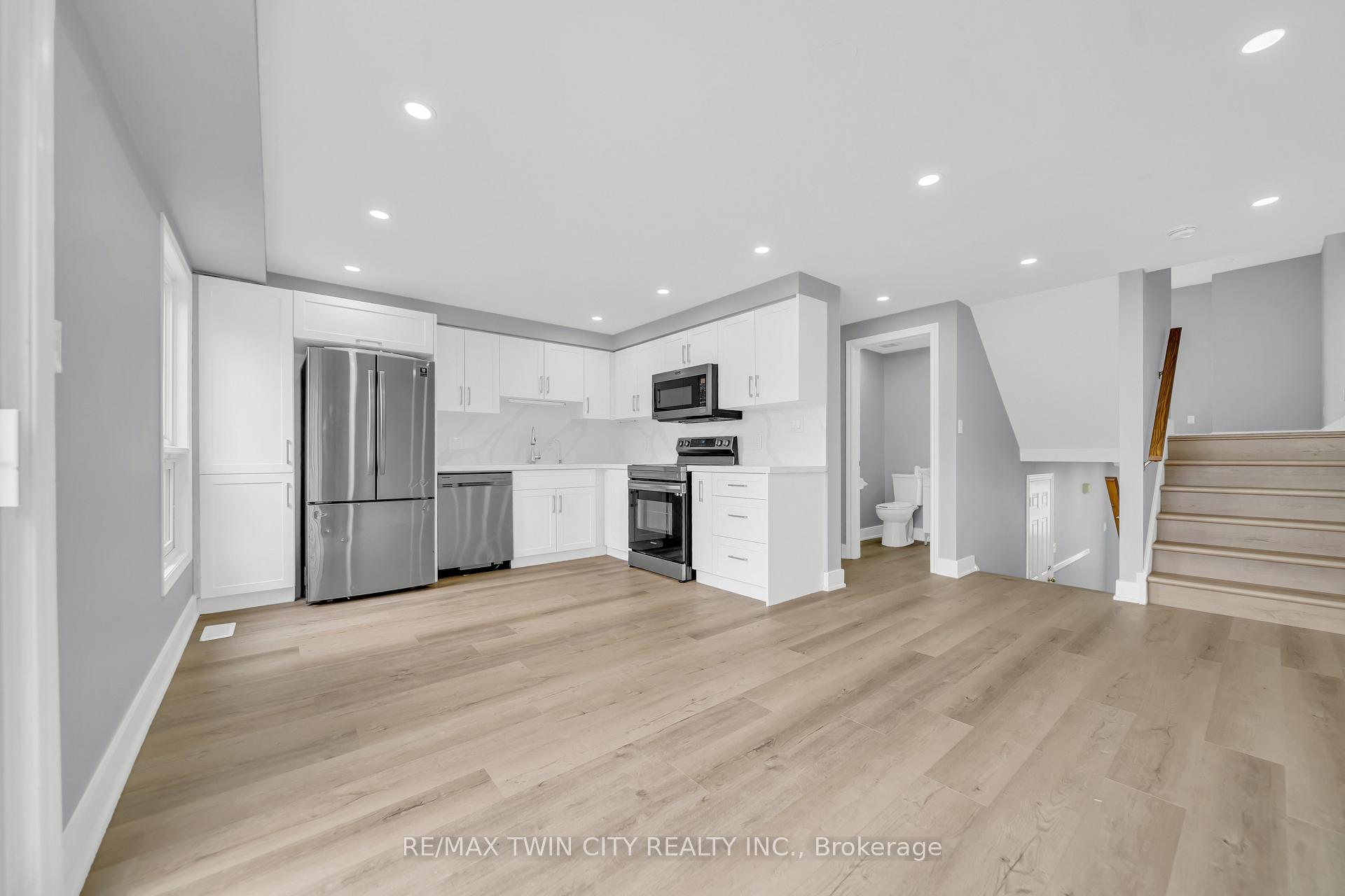 Photo 9 of 698 Activa Avenue, Kitchener — HOMEH