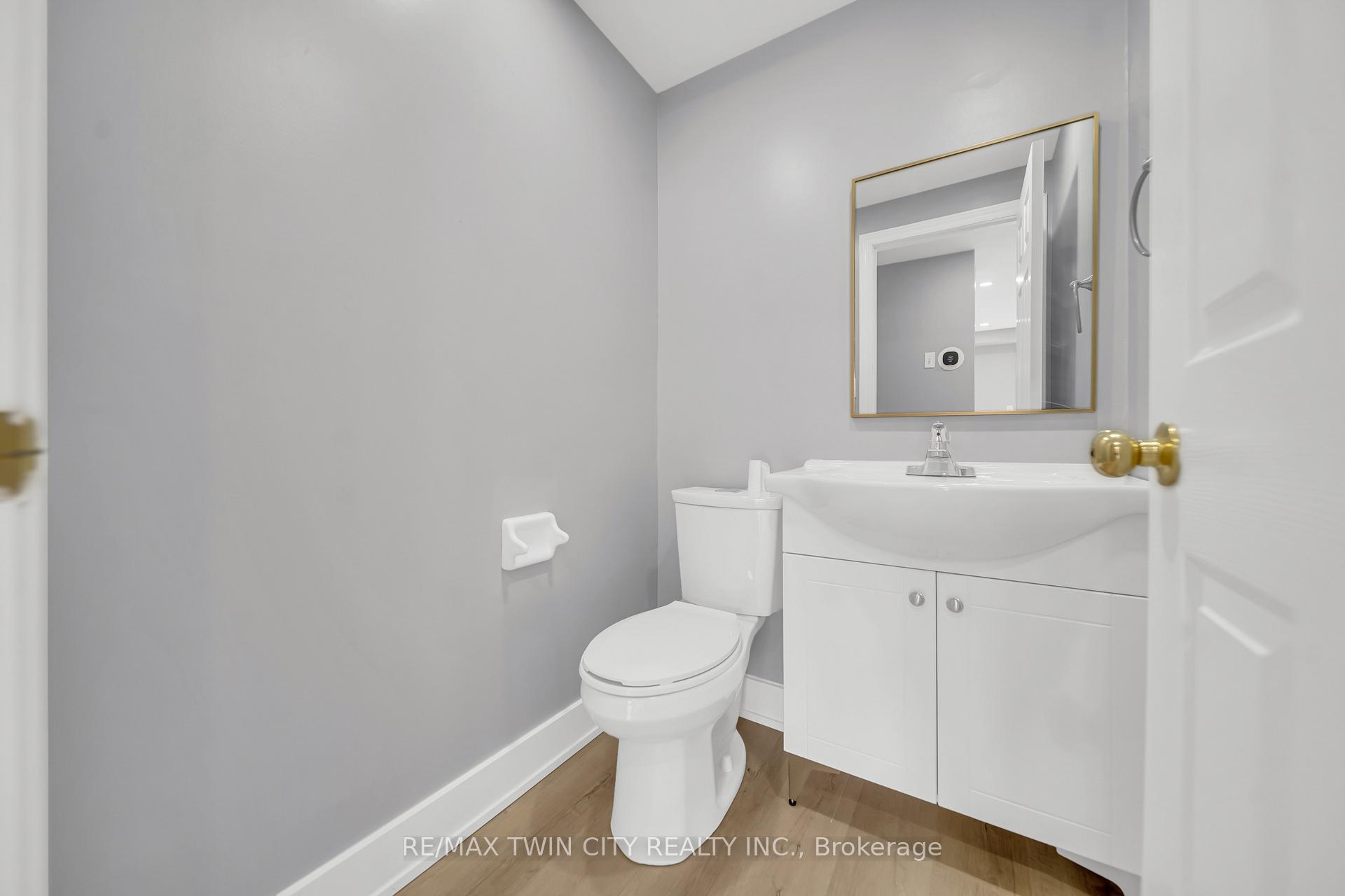 Photo 10 of 698 Activa Avenue, Kitchener — HOMEH