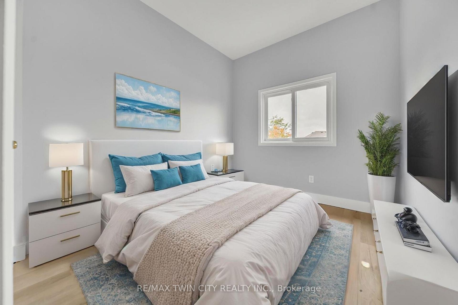 Photo 14 of 698 Activa Avenue, Kitchener — HOMEH