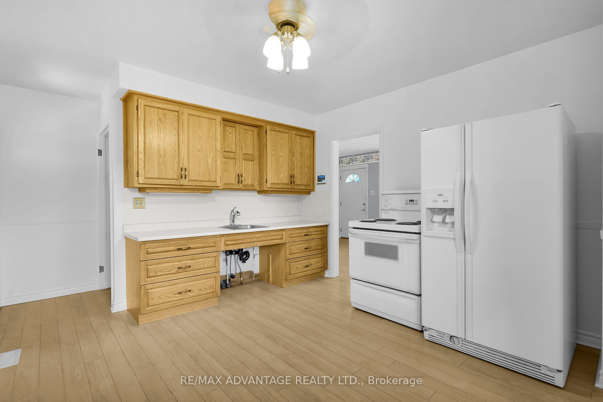 Photo 10 of 29 Langton Road, London, East D — HOMEH