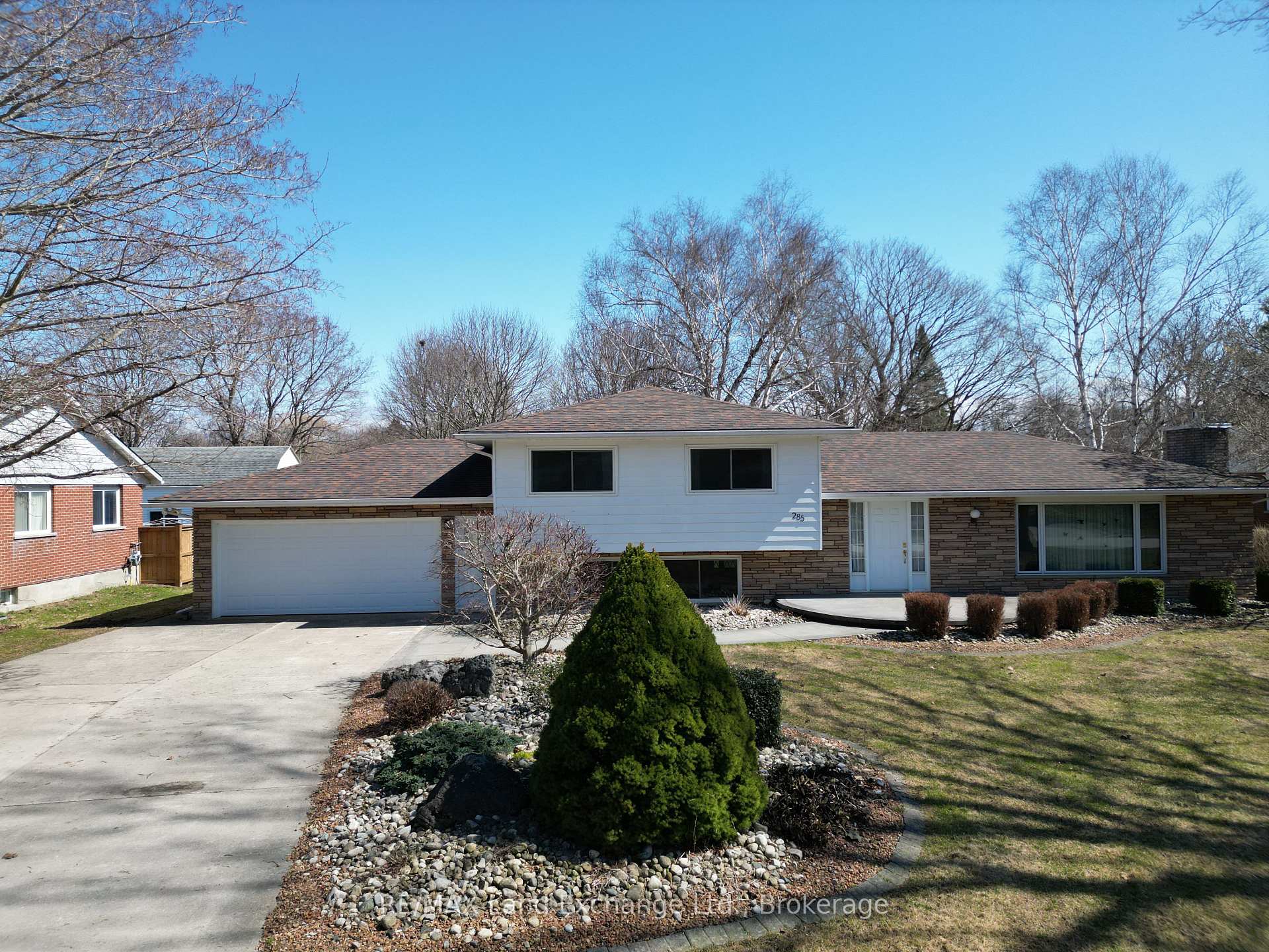 Photo 1 of 285 Willow Road, Kincardine — HOMEH