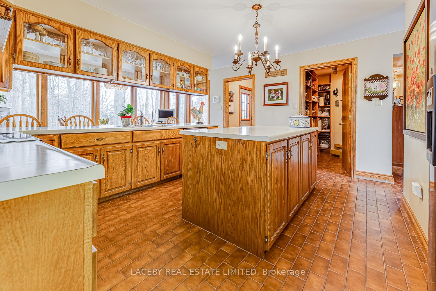 Photo 16 of 15825 11th Concession Road, King, Schomberg — HOMEH