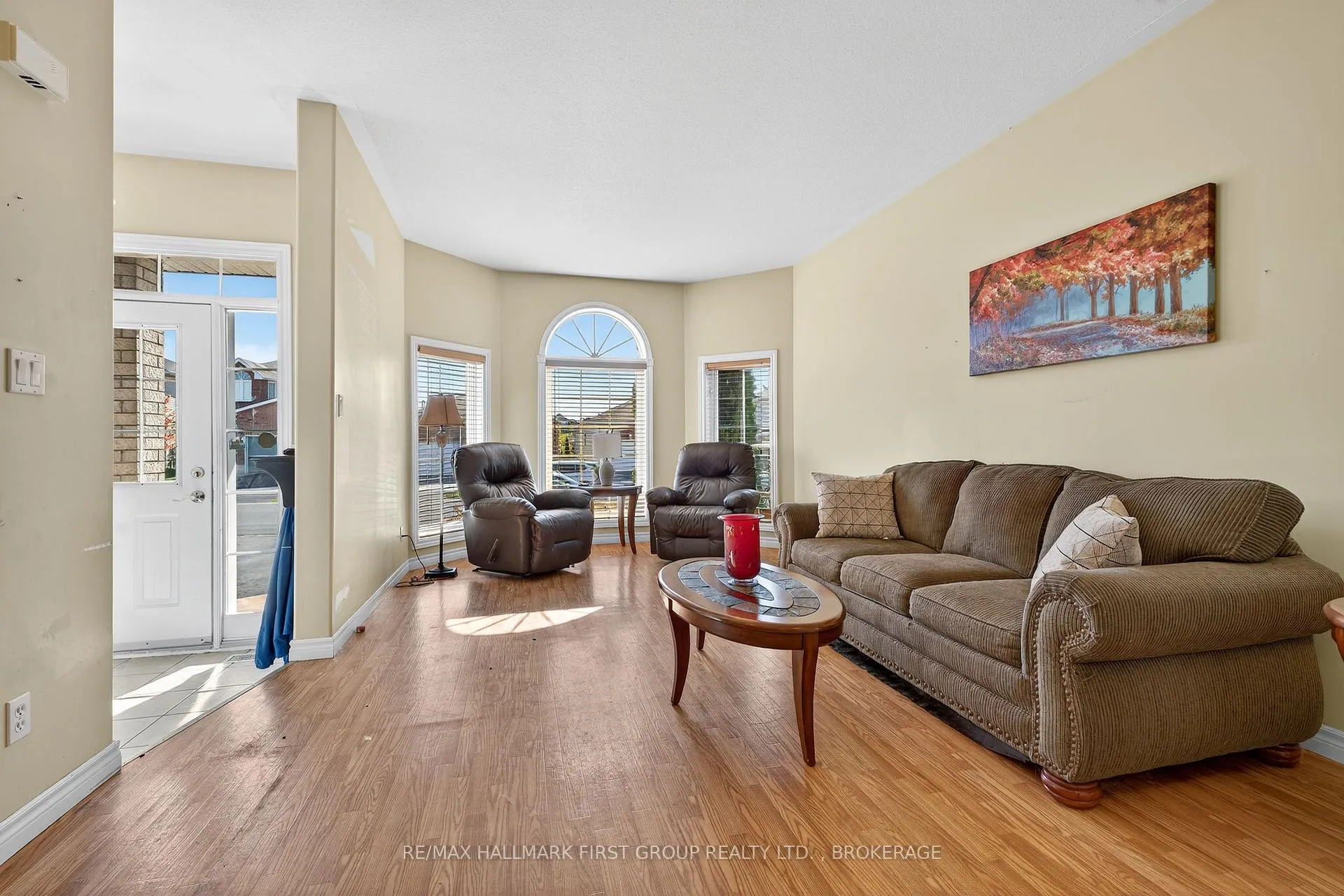 Photo 5 of 109 Nathan Court, Loyalist, Amherstview — HOMEH