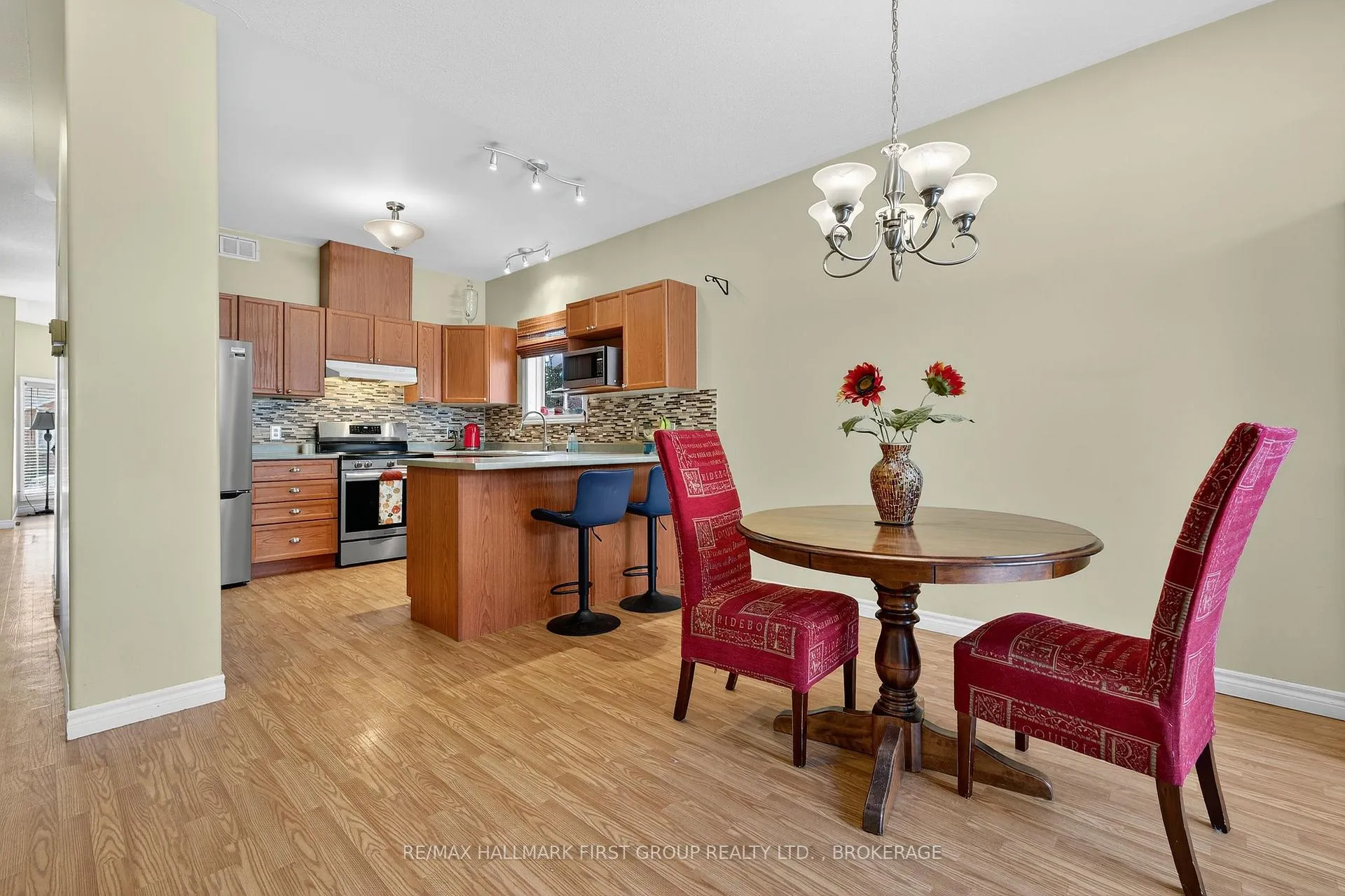 Photo 11 of 109 Nathan Court, Loyalist, Amherstview — HOMEH