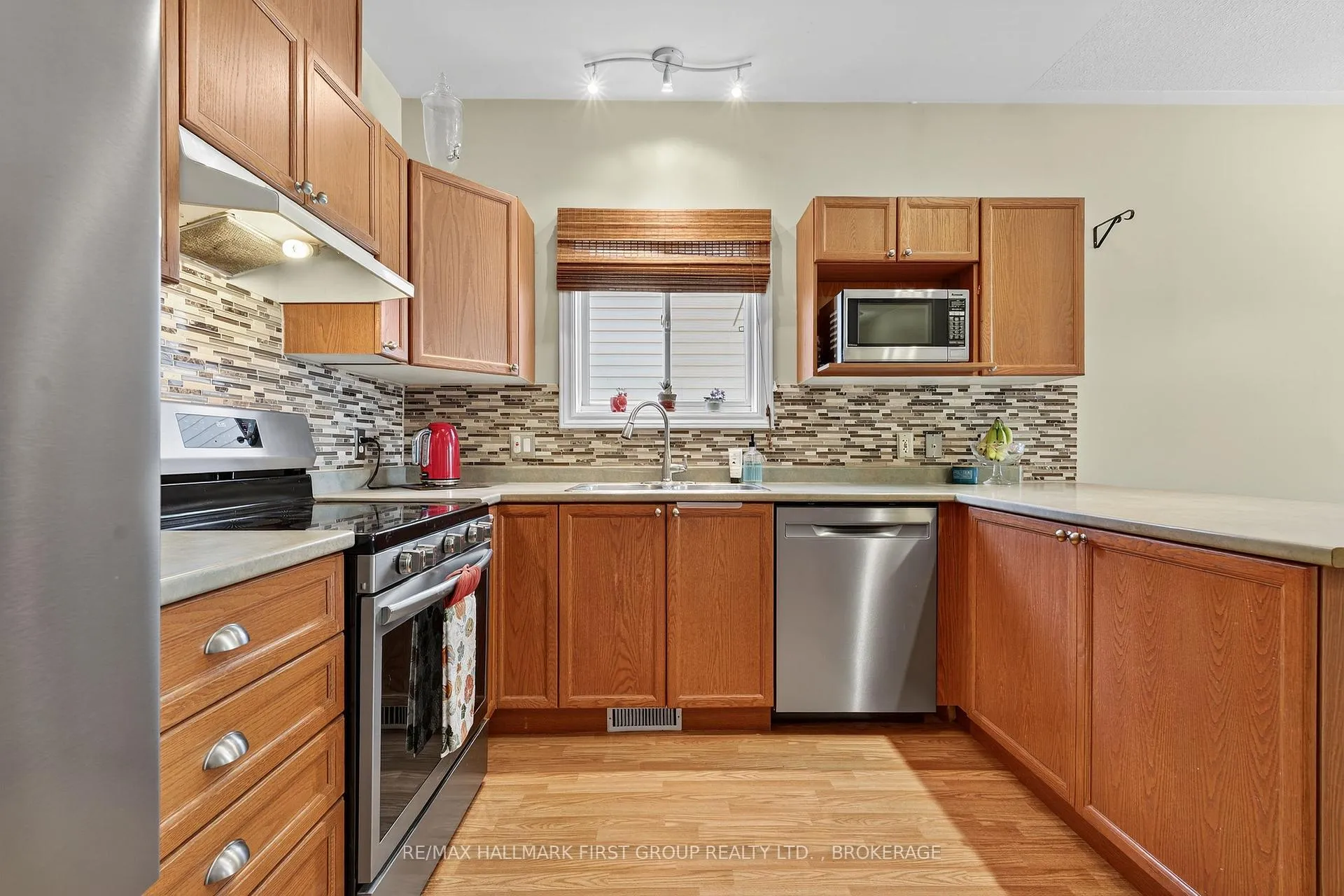 Photo 14 of 109 Nathan Court, Loyalist, Amherstview — HOMEH