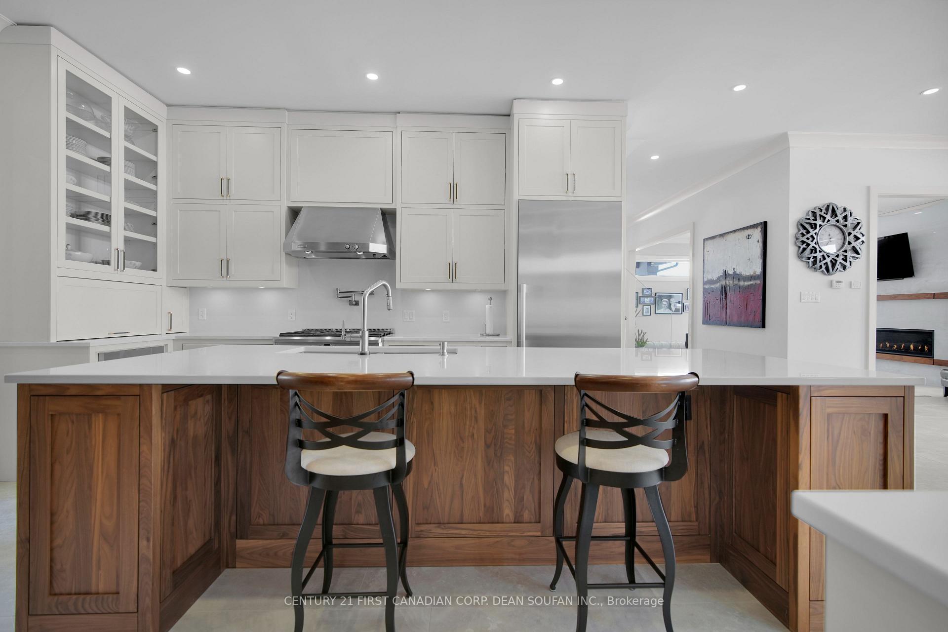 Photo 11 of 3478 Silverleaf Chase, London, South V — HOMEH