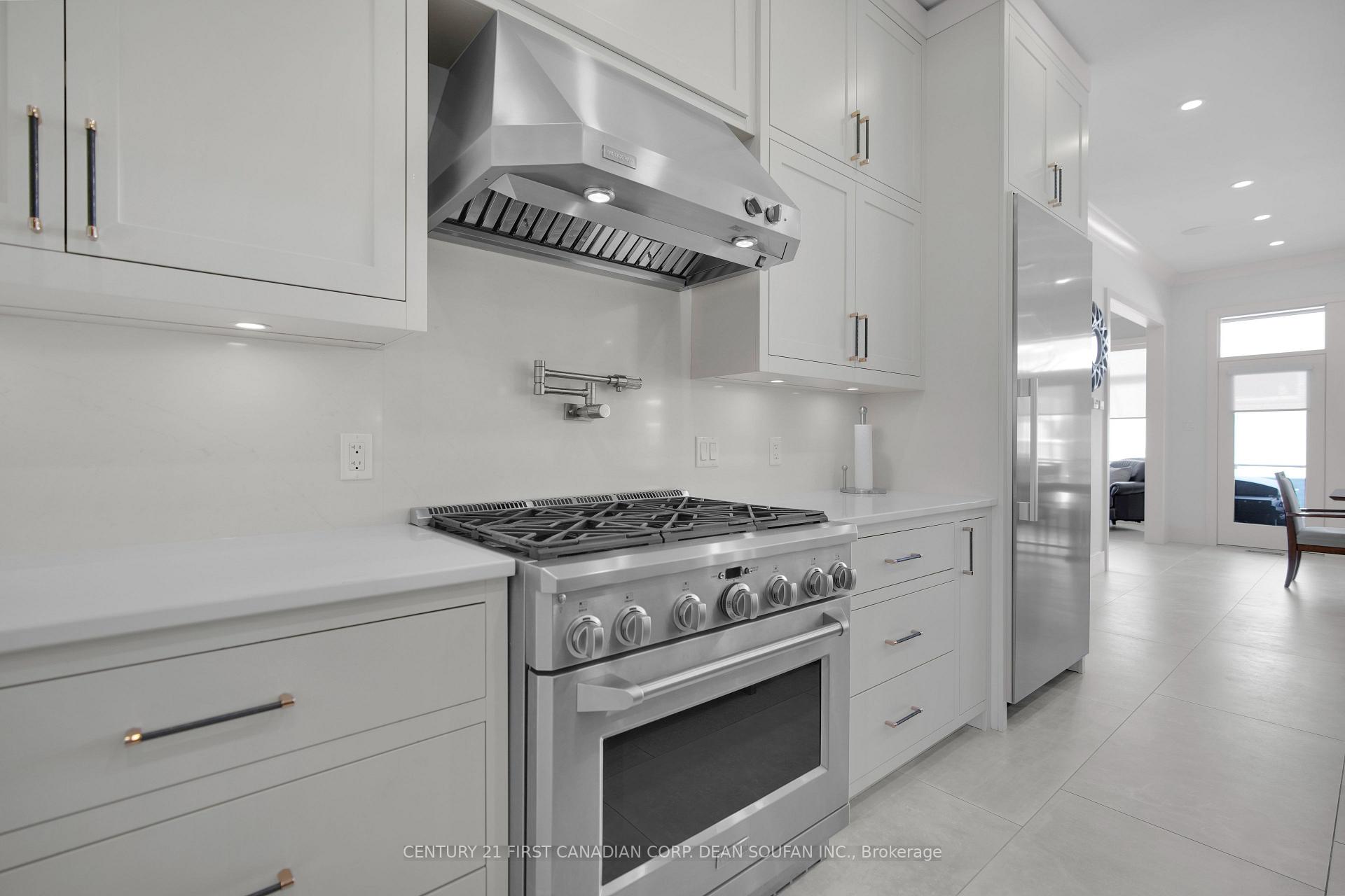 Photo 12 of 3478 Silverleaf Chase, London, South V — HOMEH