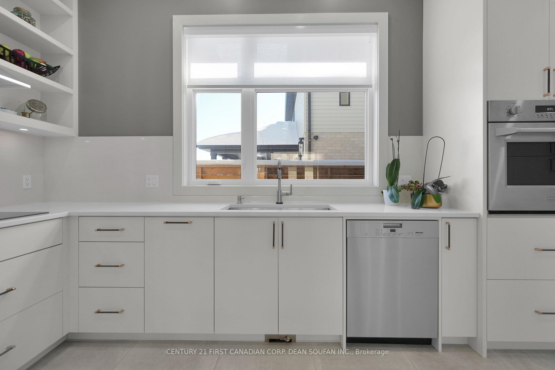 Photo 15 of 3478 Silverleaf Chase, London, South V — HOMEH