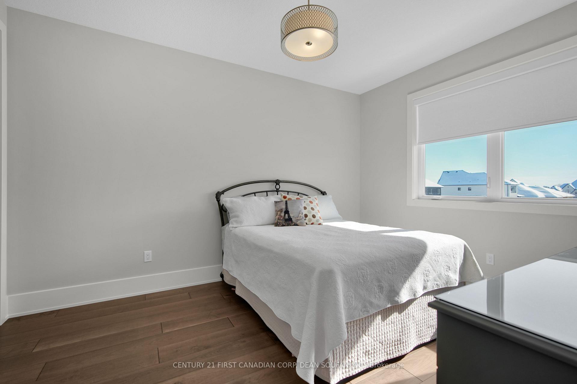 Photo 30 of 3478 Silverleaf Chase, London, South V — HOMEH