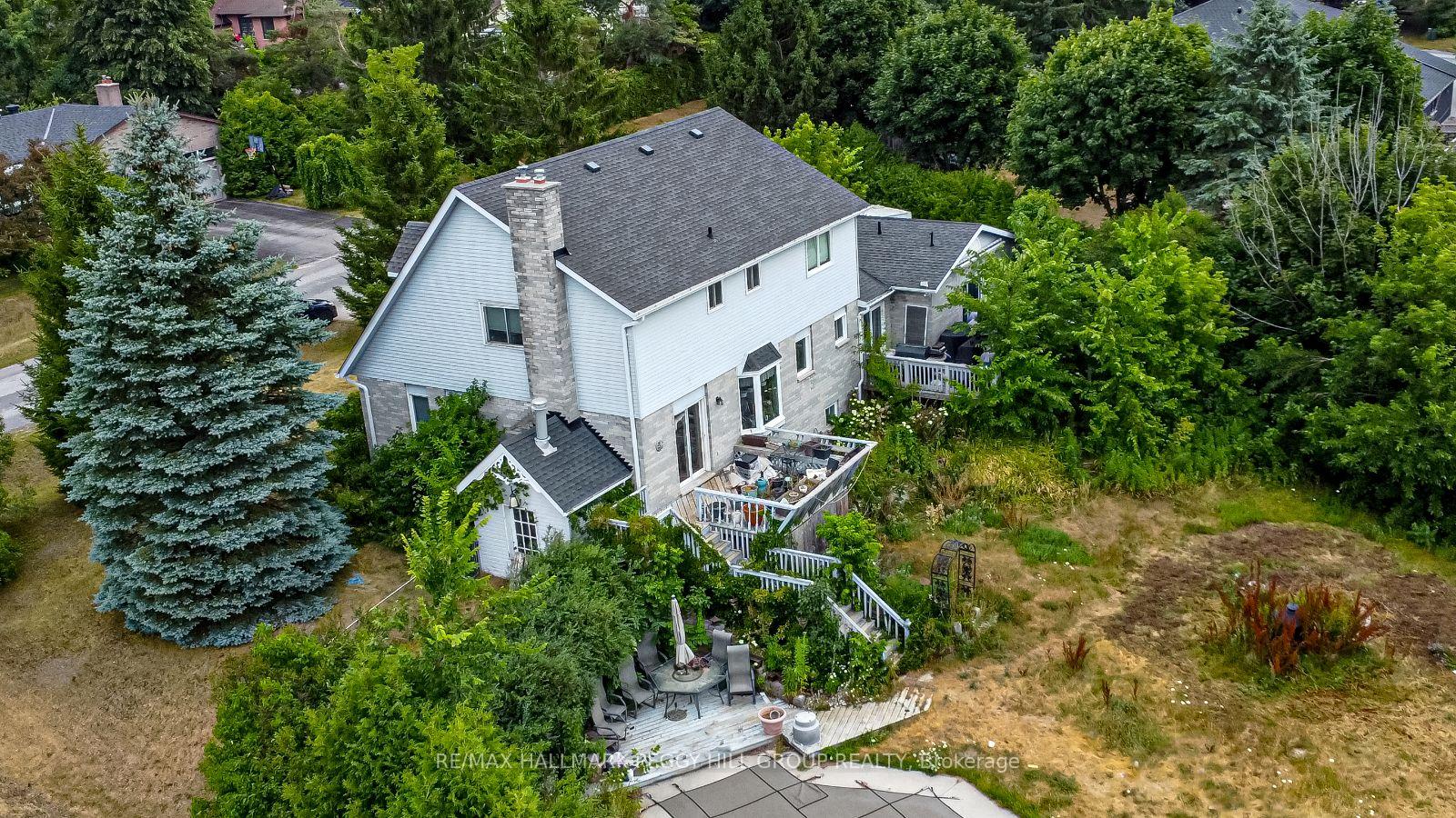 Photo 4 of 2285 Cairns Gate, Innisfil, Churchill — HOMEH