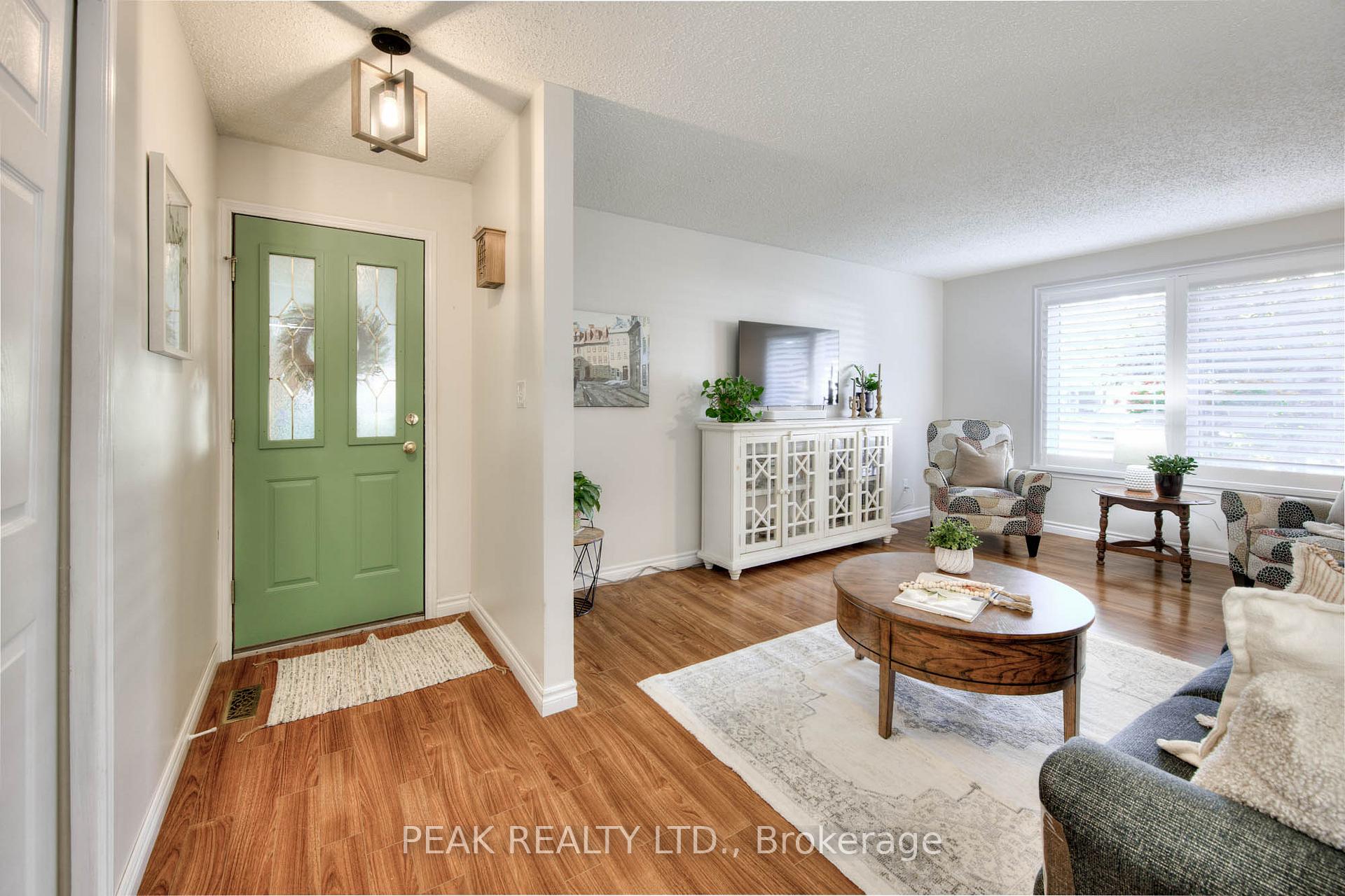 Photo 5 of 81 Cherry Hill Drive, Kitchener — HOMEH