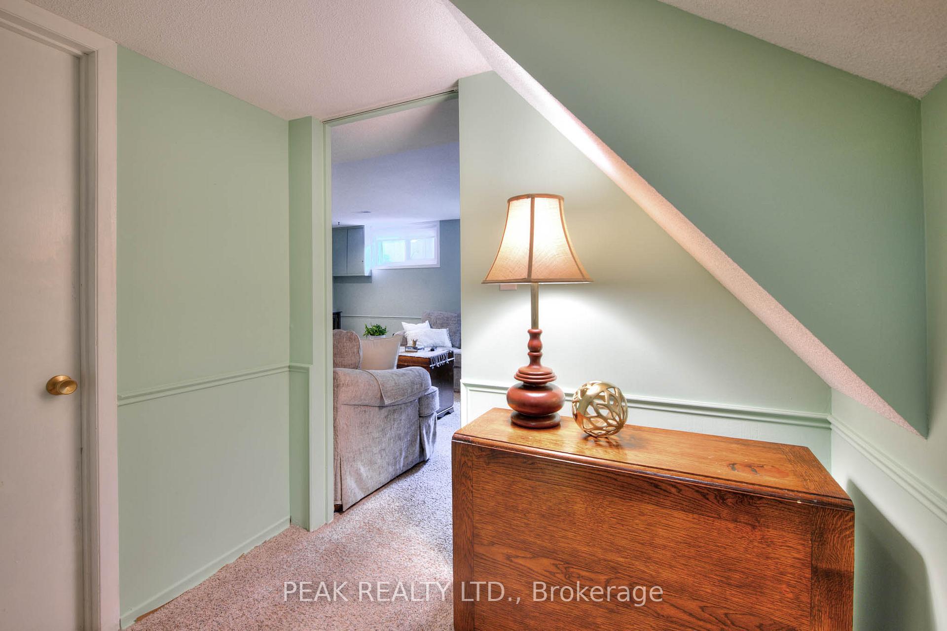 Photo 20 of 81 Cherry Hill Drive, Kitchener — HOMEH