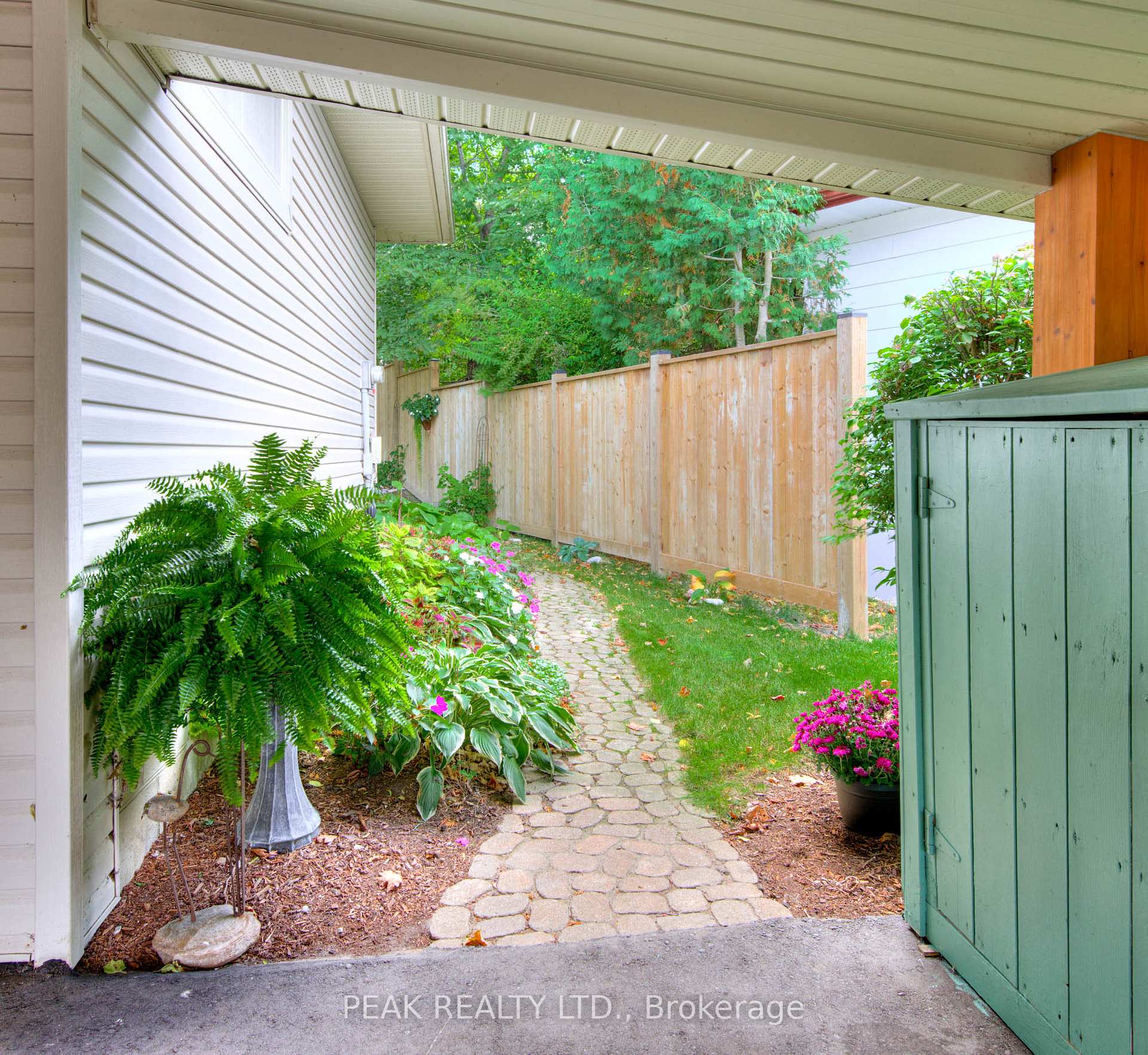 Photo 28 of 81 Cherry Hill Drive, Kitchener — HOMEH