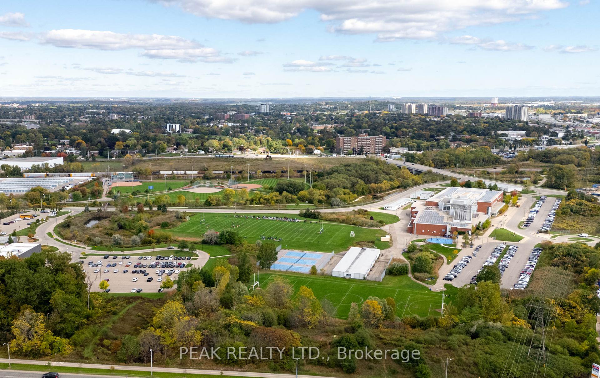 Photo 34 of 81 Cherry Hill Drive, Kitchener — HOMEH