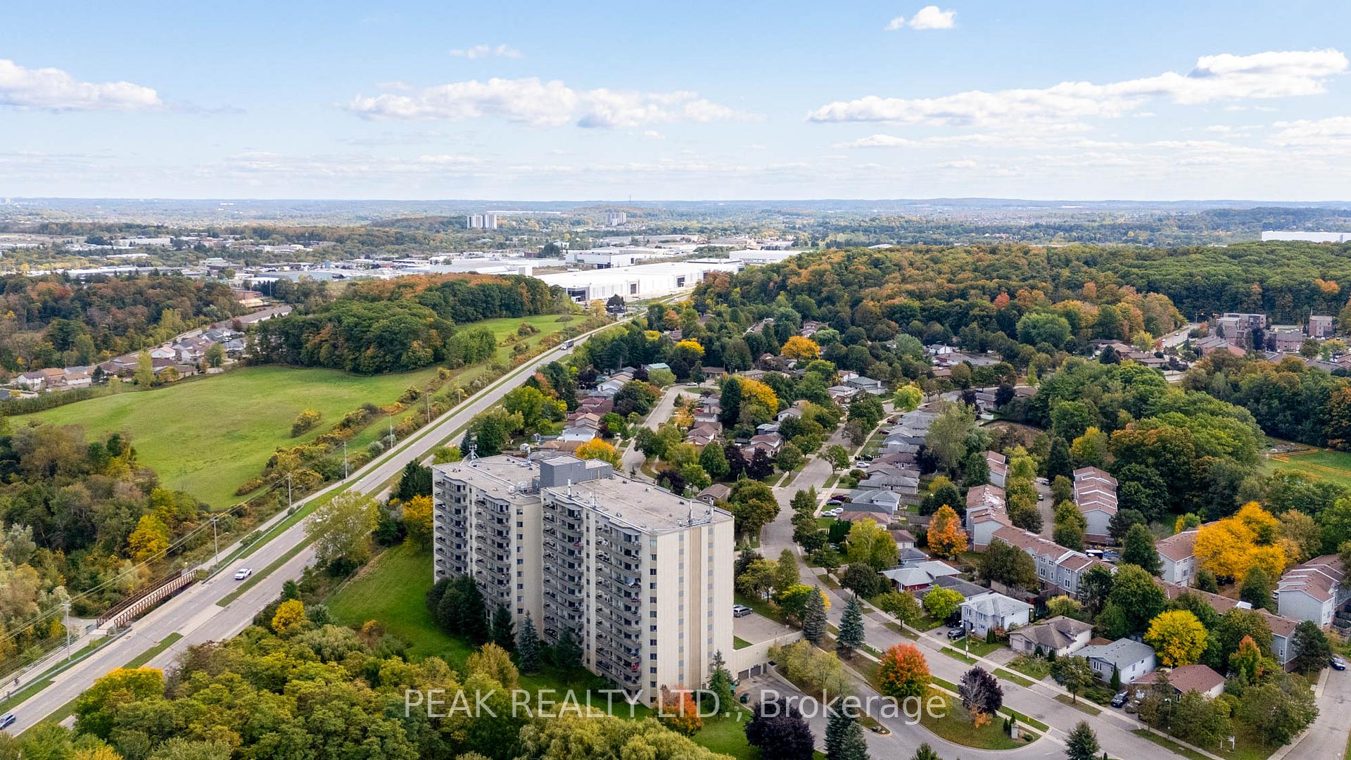 Photo 36 of 81 Cherry Hill Drive, Kitchener — HOMEH