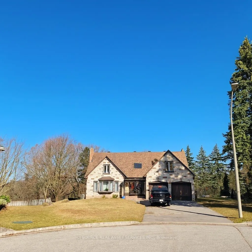 Photo 1 of 29 Bucks Green Road, Markham, German Mills — HOMEH