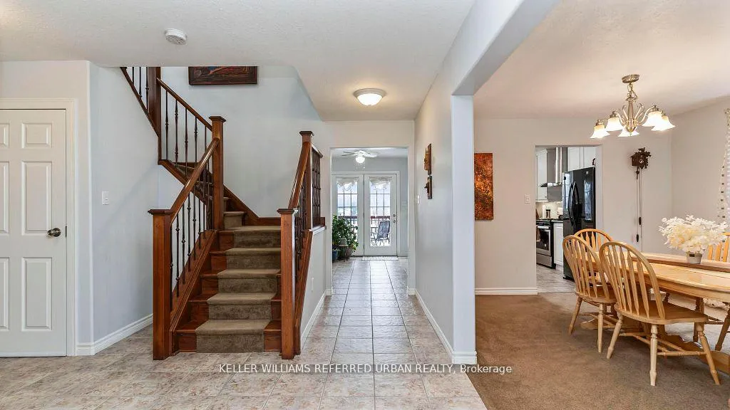 Photo 3 of 847 Garibaldi Avenue, London, North B — HOMEH