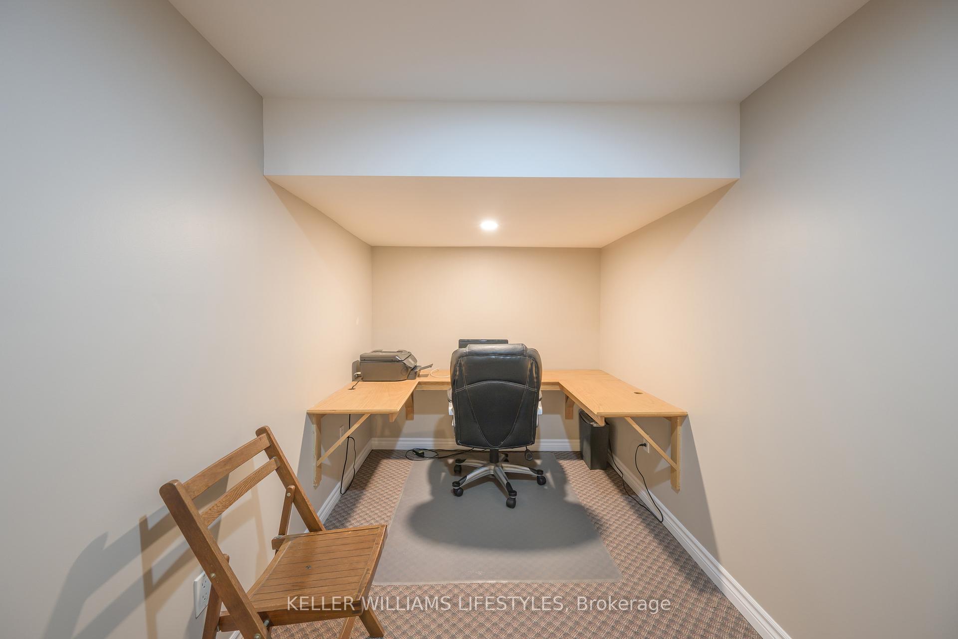 Photo 41 of 18 Thunderbird Crescent, London, South N — HOMEH