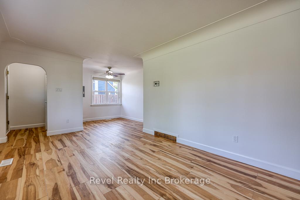 Photo 5 of Unit A, 157 Ninth Avenue, Kitchener — HOMEH