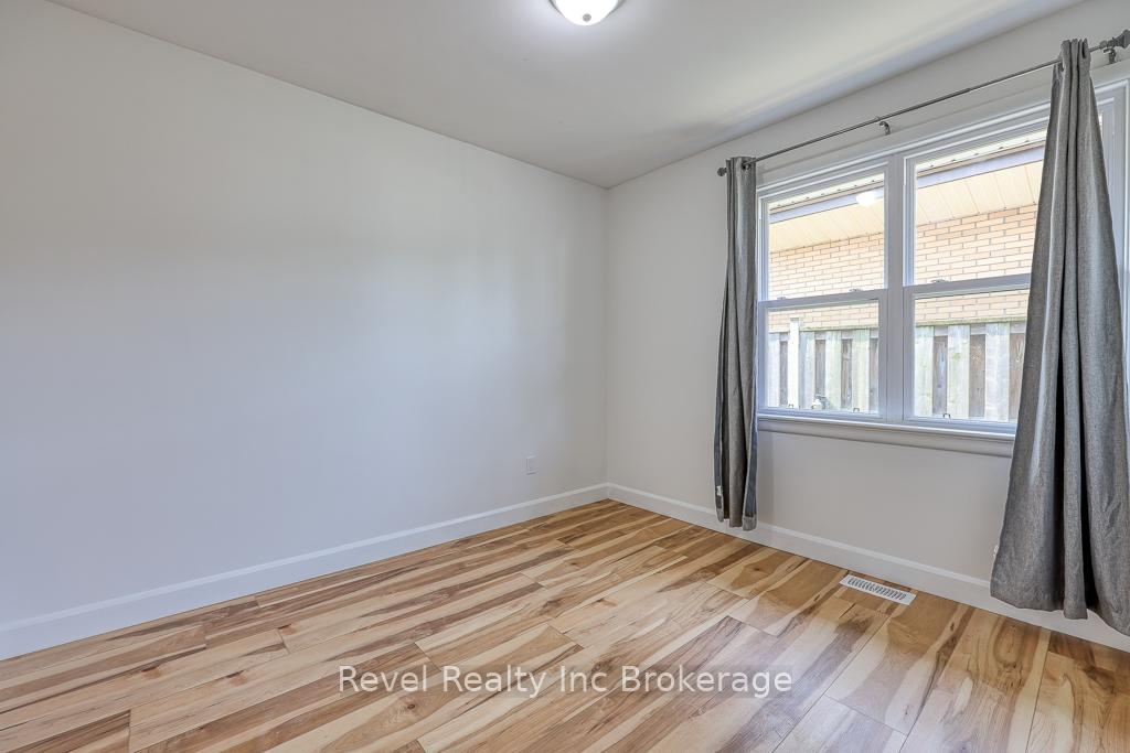 Photo 17 of Unit A, 157 Ninth Avenue, Kitchener — HOMEH