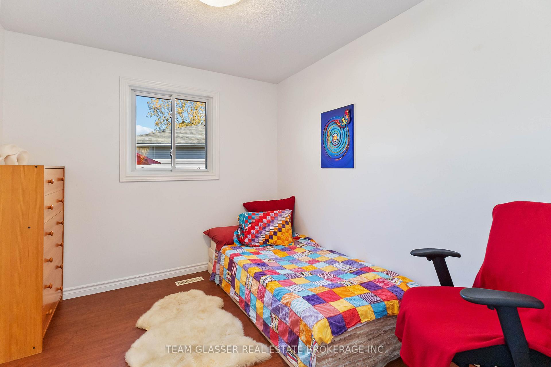 Photo 16 of 175 Pochard Court, London, East P — HOMEH