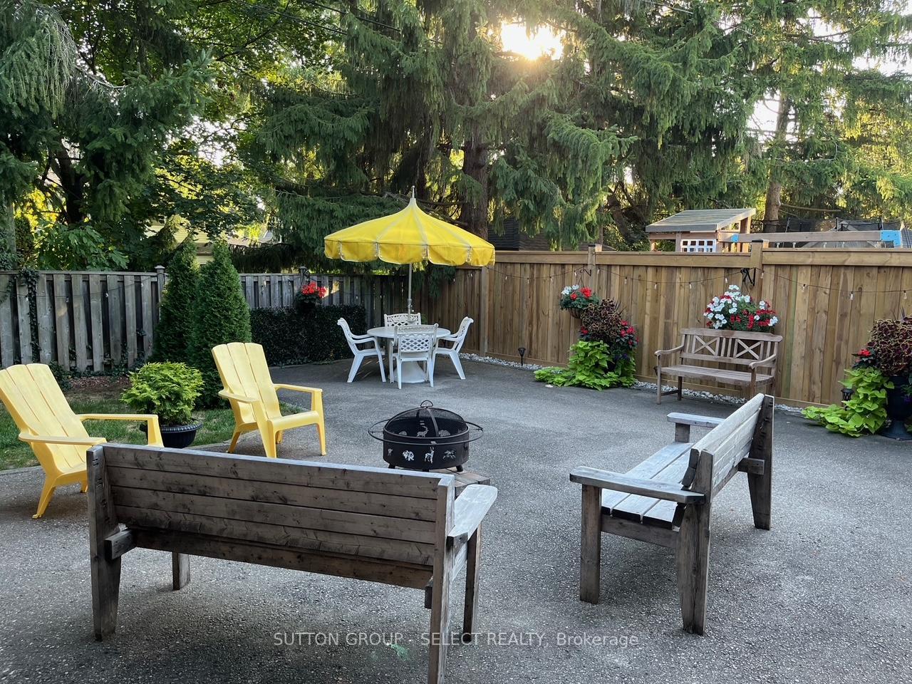 Photo 11 of 404 Wortley Road, London, South G — HOMEH