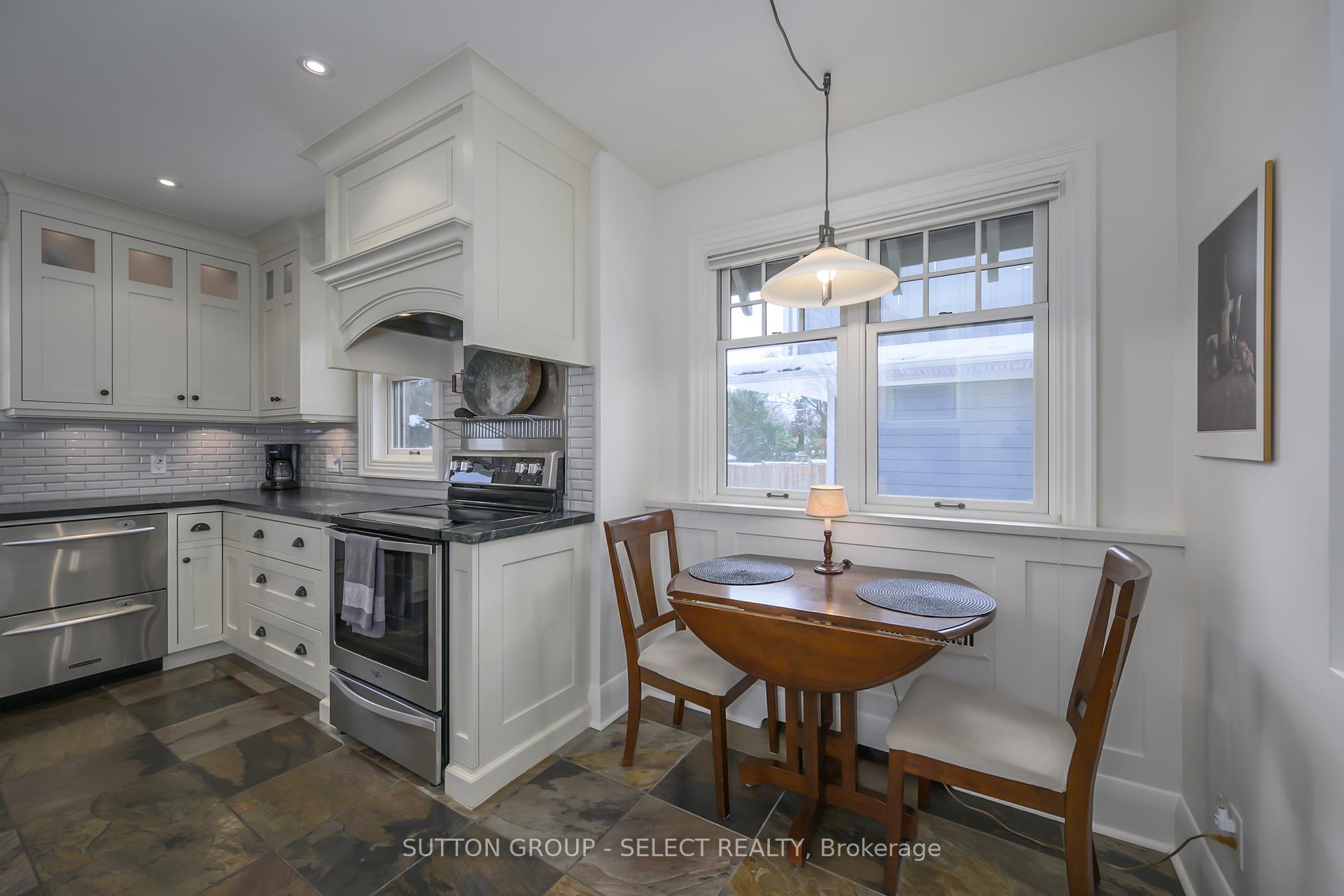 Photo 23 of 404 Wortley Road, London, South G — HOMEH