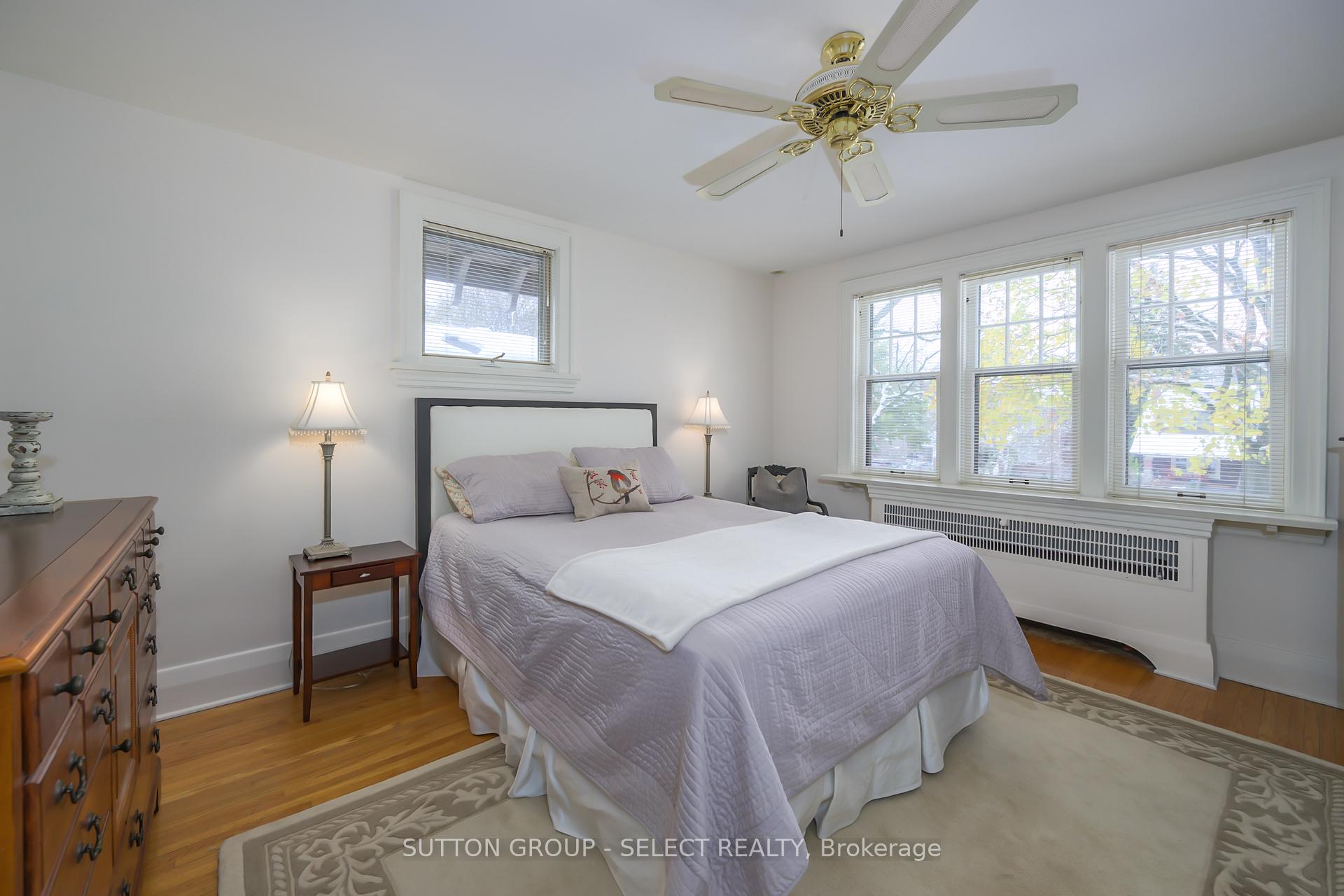 Photo 26 of 404 Wortley Road, London, South G — HOMEH