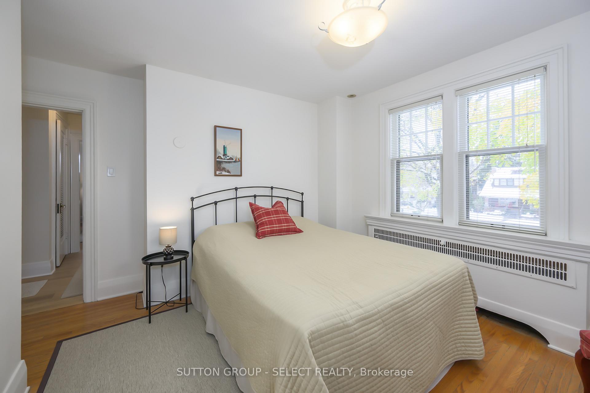 Photo 27 of 404 Wortley Road, London, South G — HOMEH