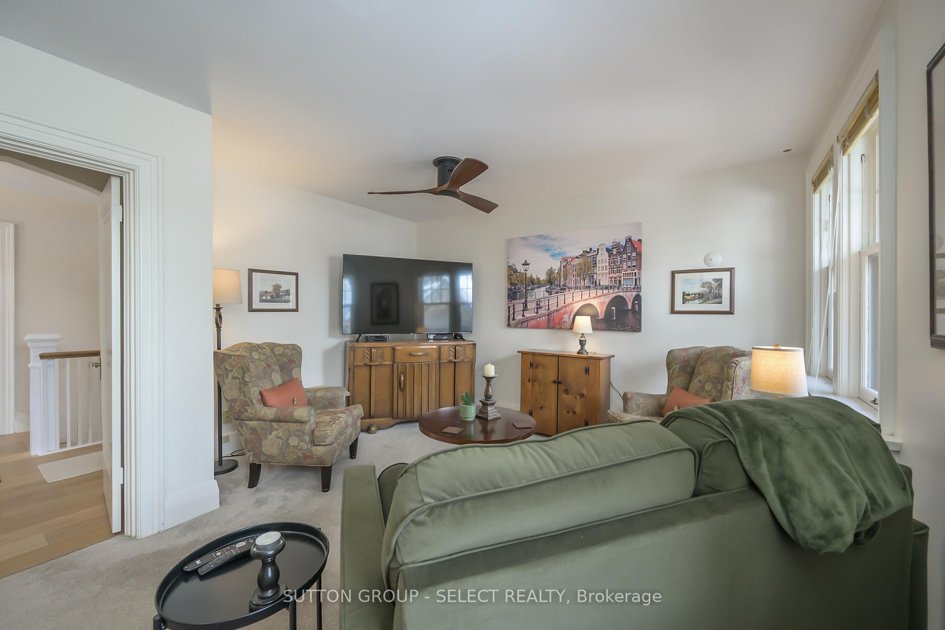 Photo 30 of 404 Wortley Road, London, South G — HOMEH