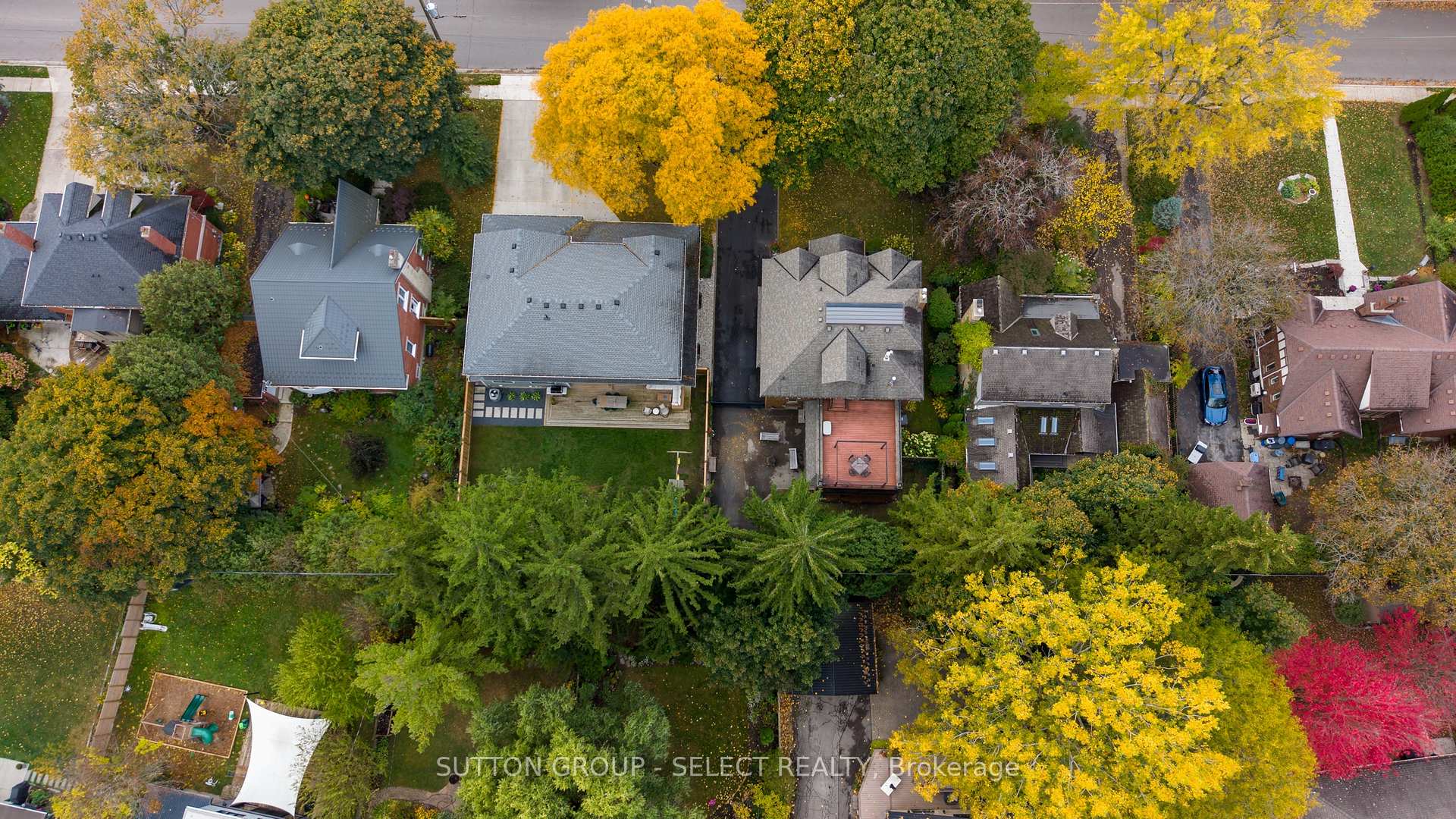 Photo 47 of 404 Wortley Road, London, South G — HOMEH