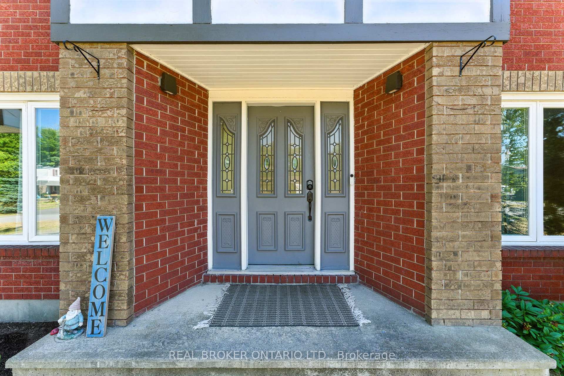 Photo 5 of 6550 Craighurst Drive, Ottawa, North Gower — HOMEH