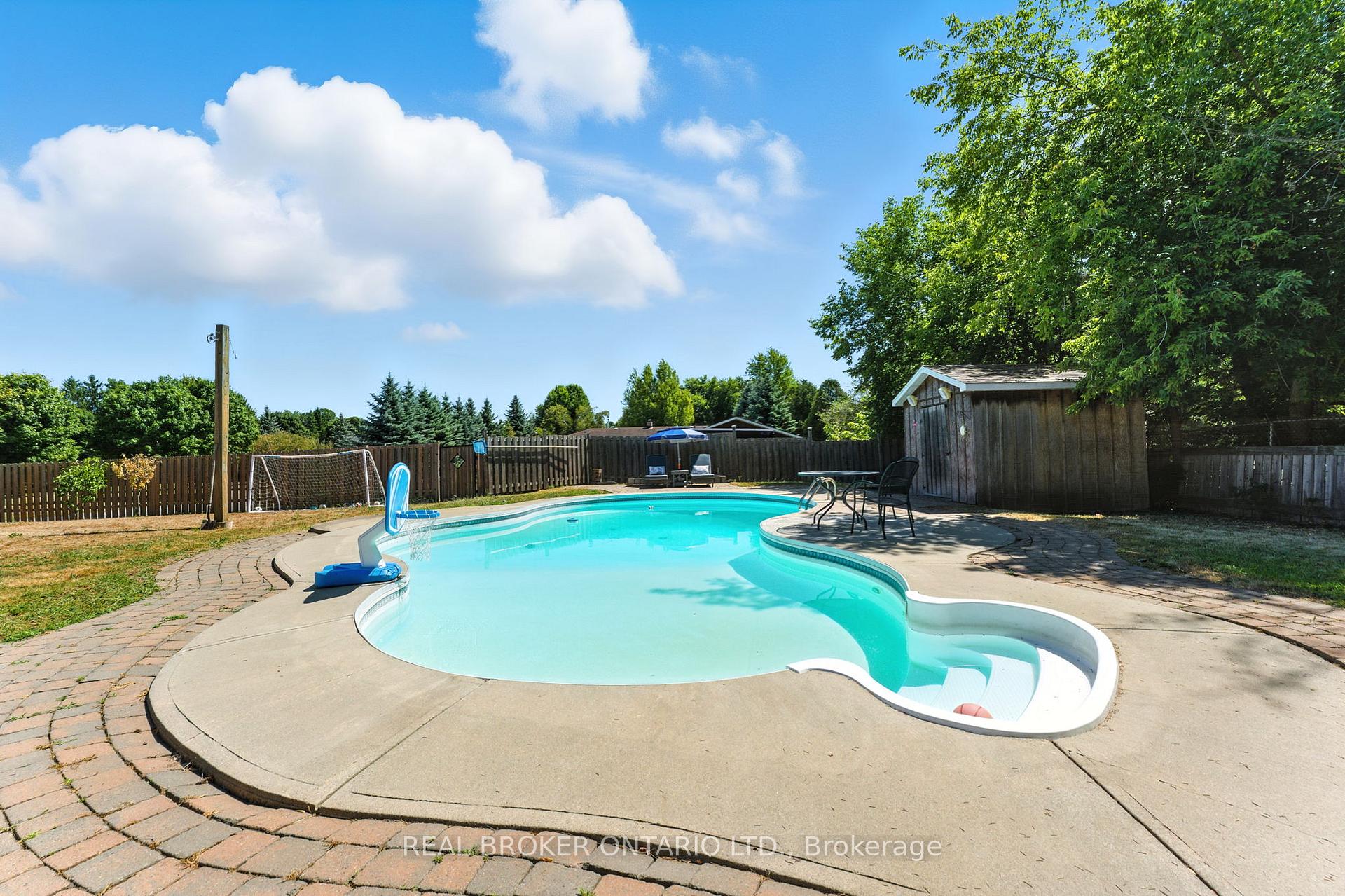 Photo 44 of 6550 Craighurst Drive, Ottawa, North Gower — HOMEH
