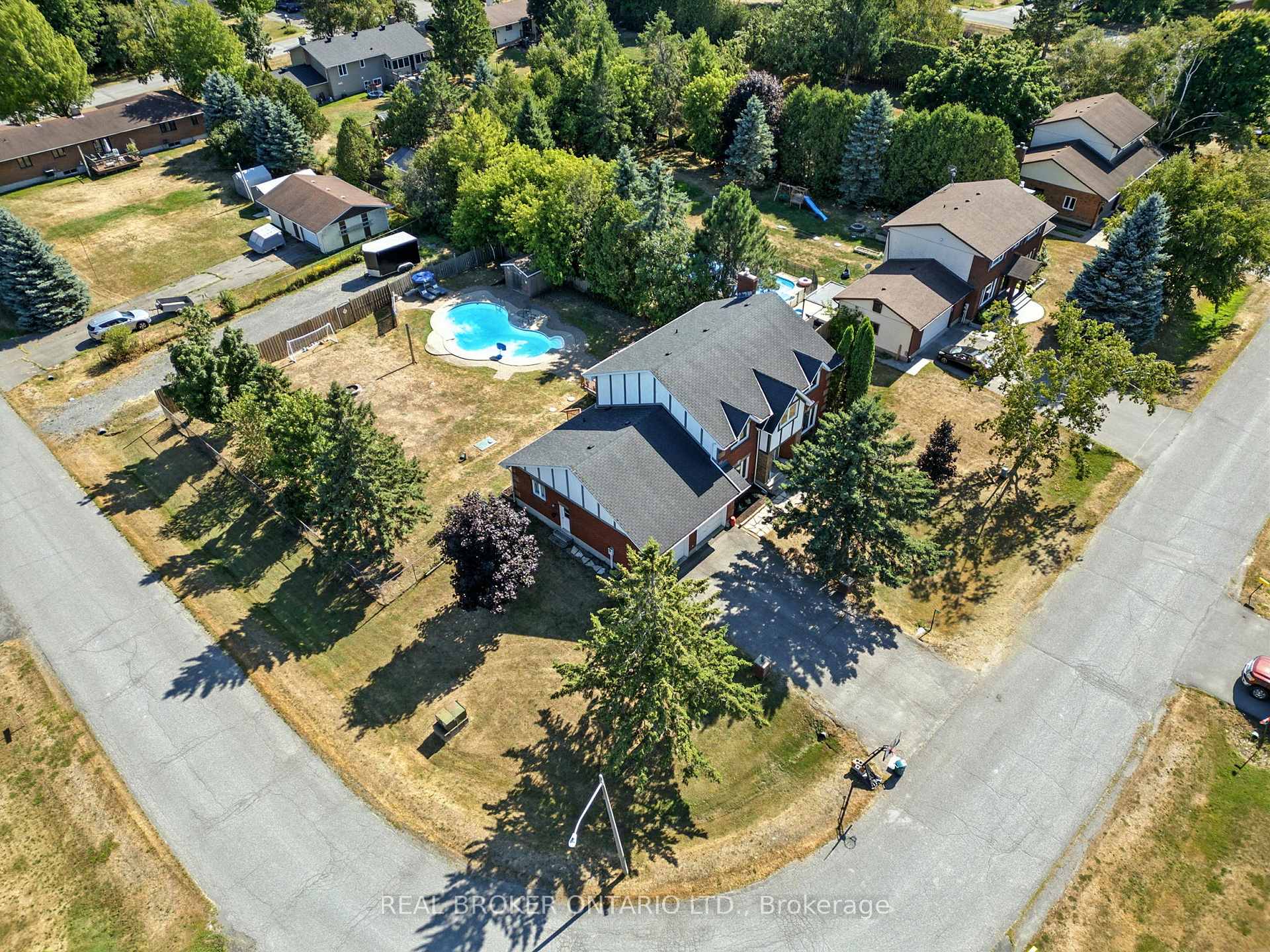 Photo 48 of 6550 Craighurst Drive, Ottawa, North Gower — HOMEH