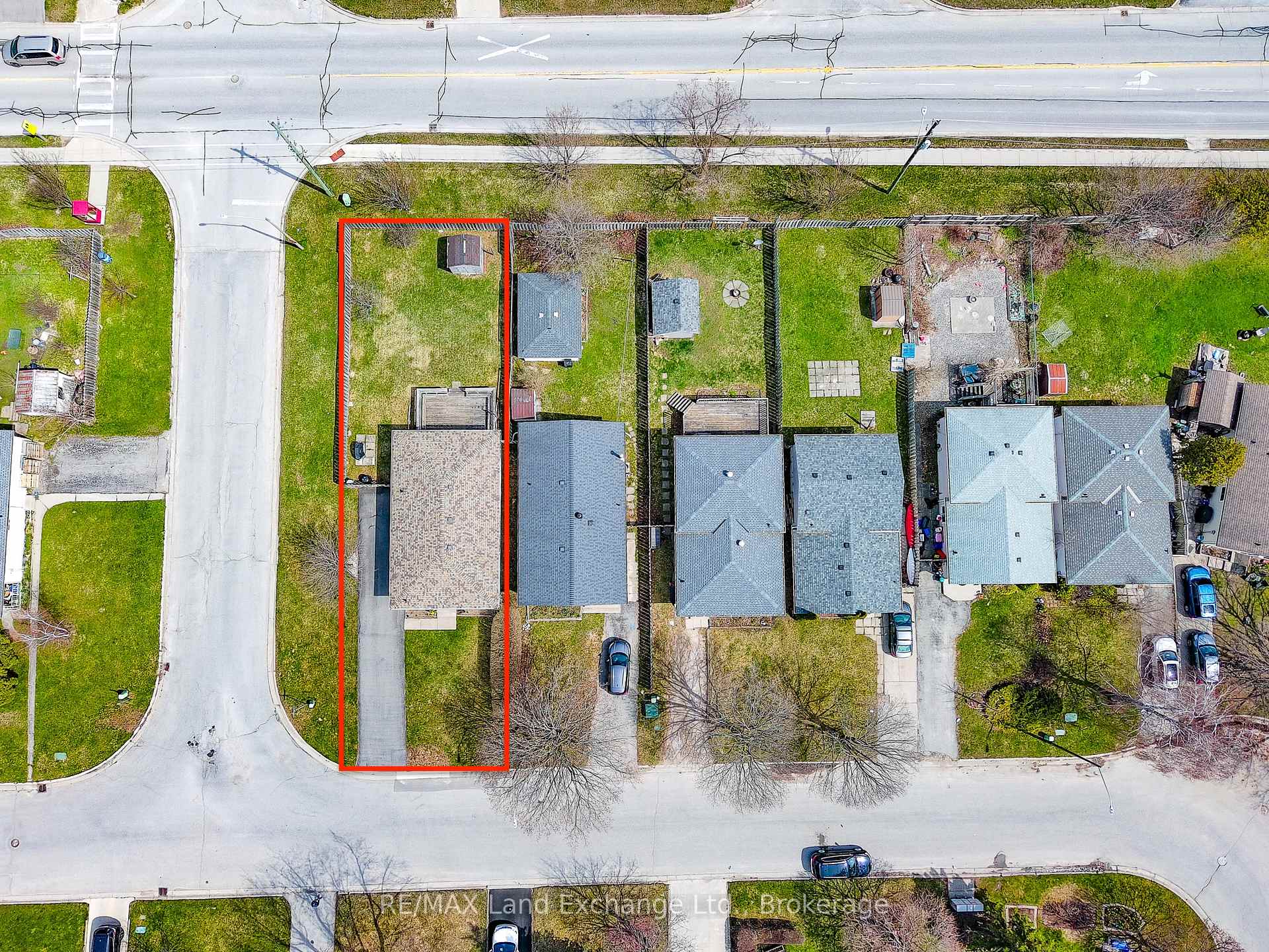 Photo 8 of 816 Andrew Malcolm Drive, Kincardine — HOMEH