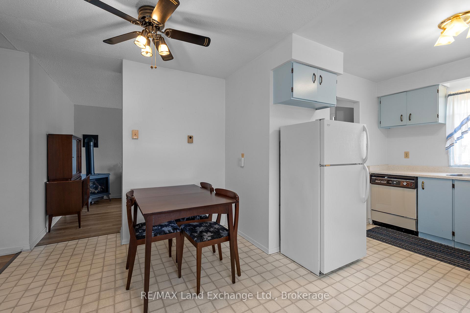 Photo 12 of 816 Andrew Malcolm Drive, Kincardine — HOMEH